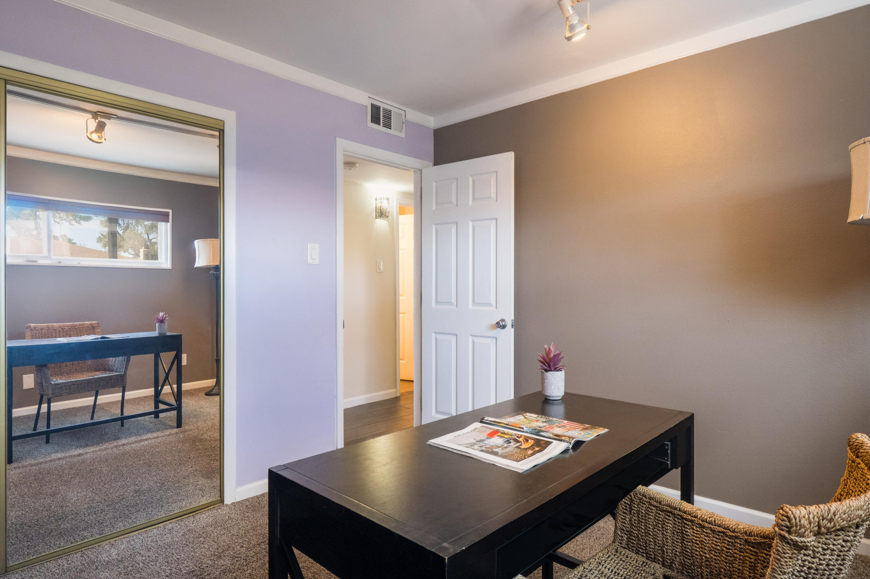 Photo 15 — 4204 San Andres Avenue NE