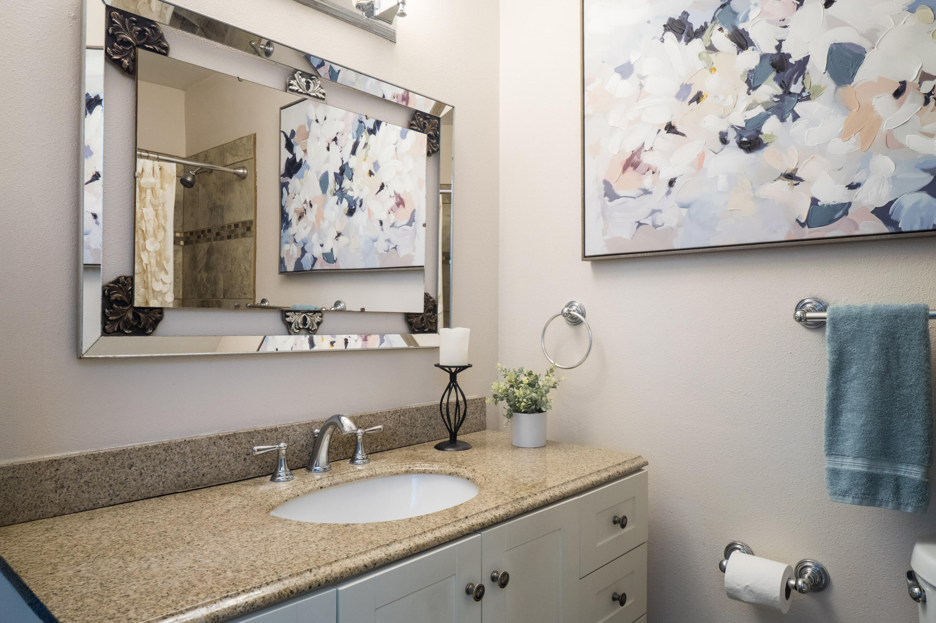 Photo 14 — 4204 San Andres Avenue NE