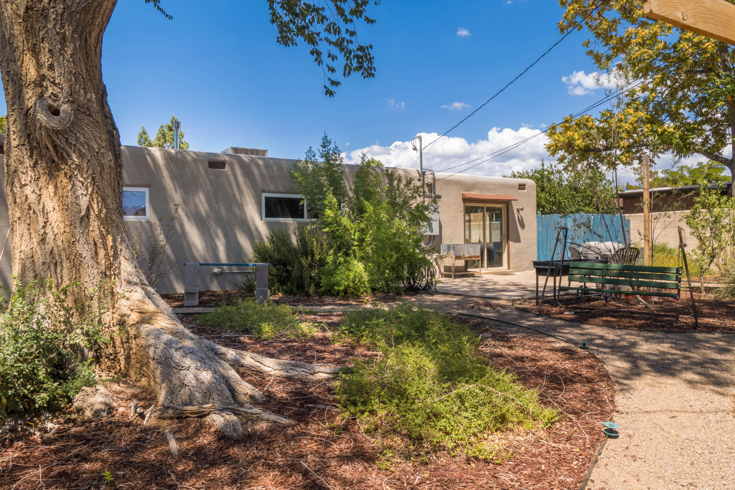 Photo 8 — 4204 San Andres Avenue NE