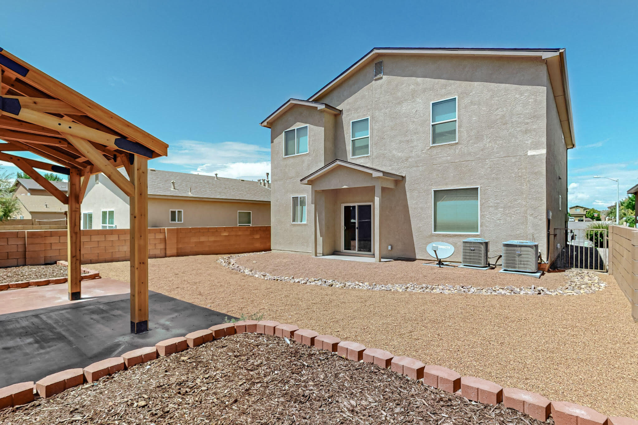 Photo 14 — 1038 Desert Sunflower Drive NE