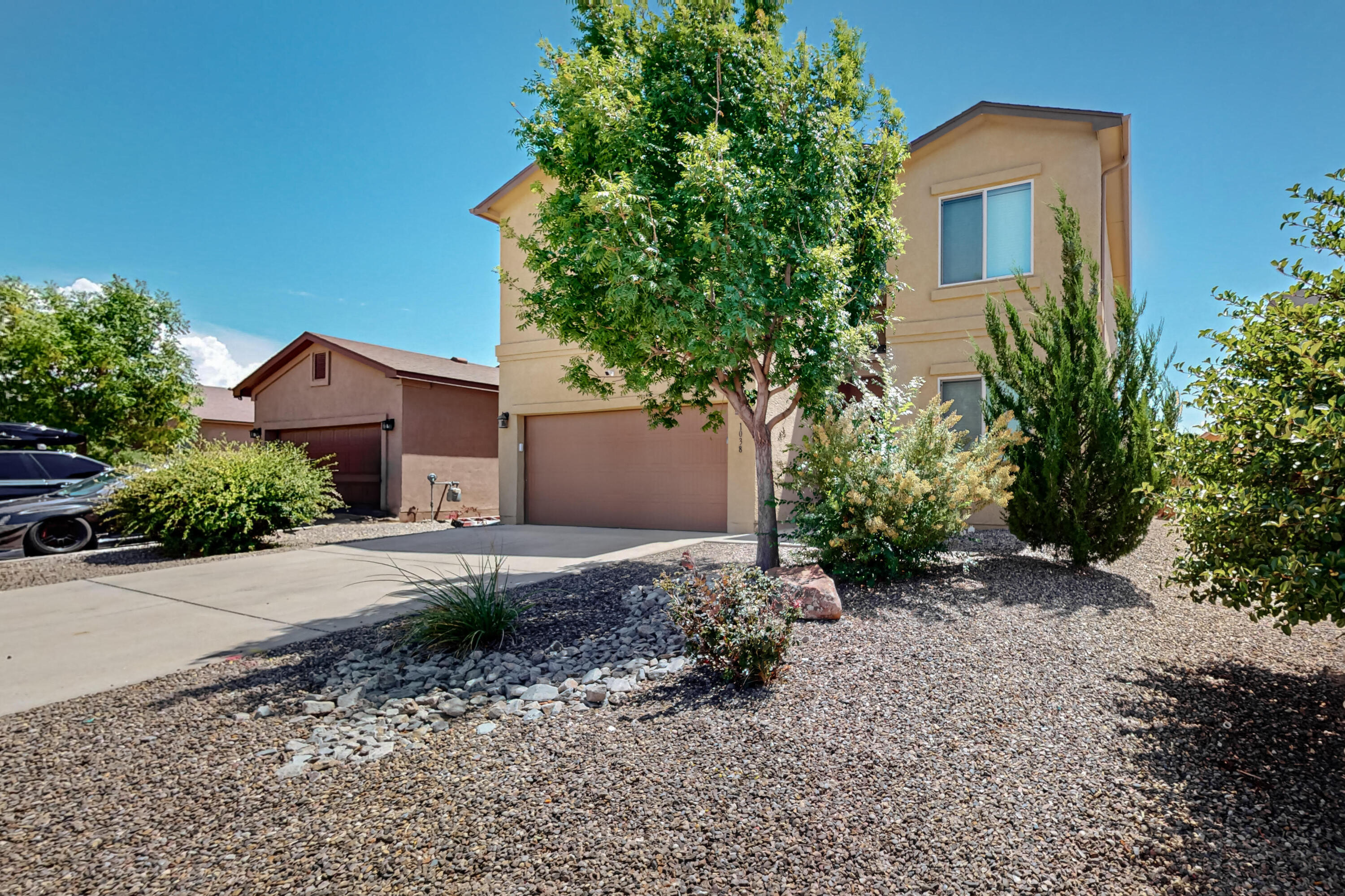 Photo 10 — 1038 Desert Sunflower Drive NE