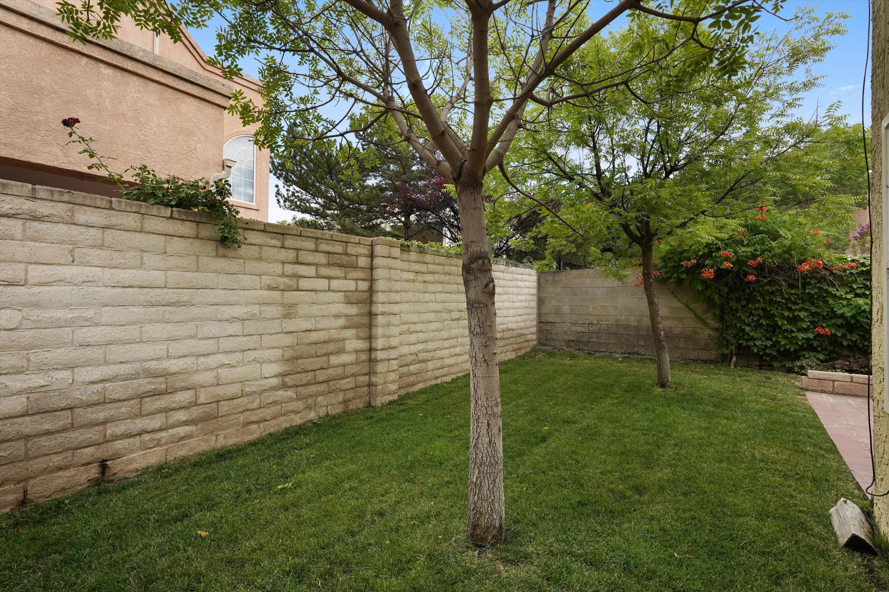 Photo 3 — 6412 Wilmington NE