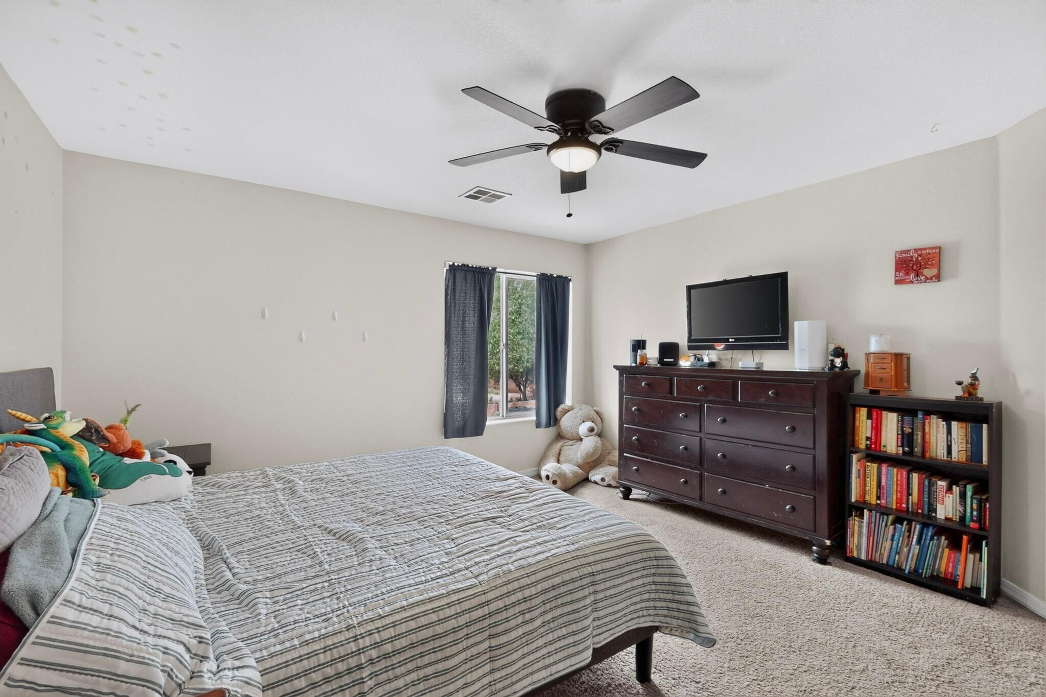 Photo 15 — 339 Manuel Sanchez Place SW