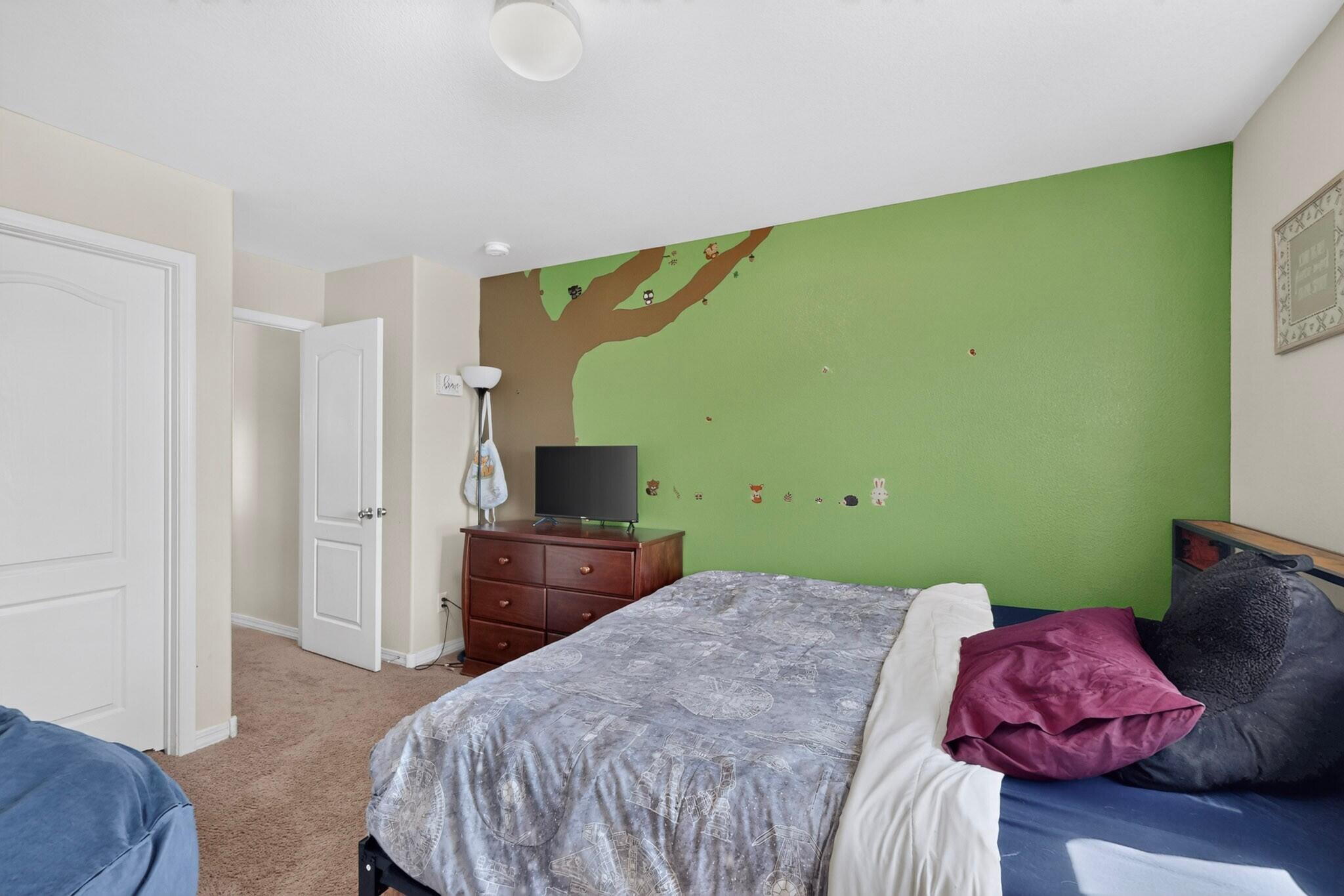 Photo 10 — 339 Manuel Sanchez Place SW