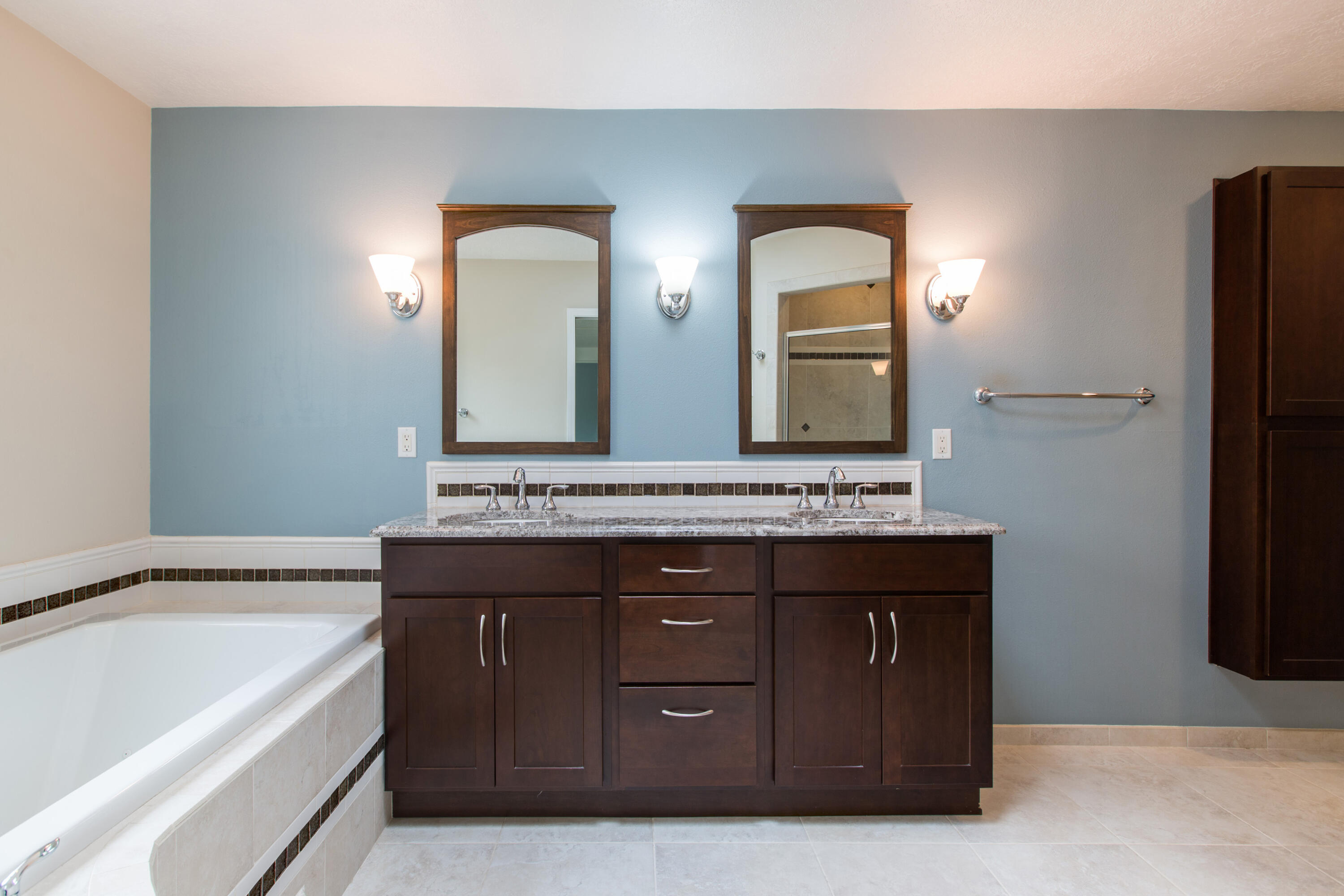 Photo 20 — 3124 Ashkirk Loop SE