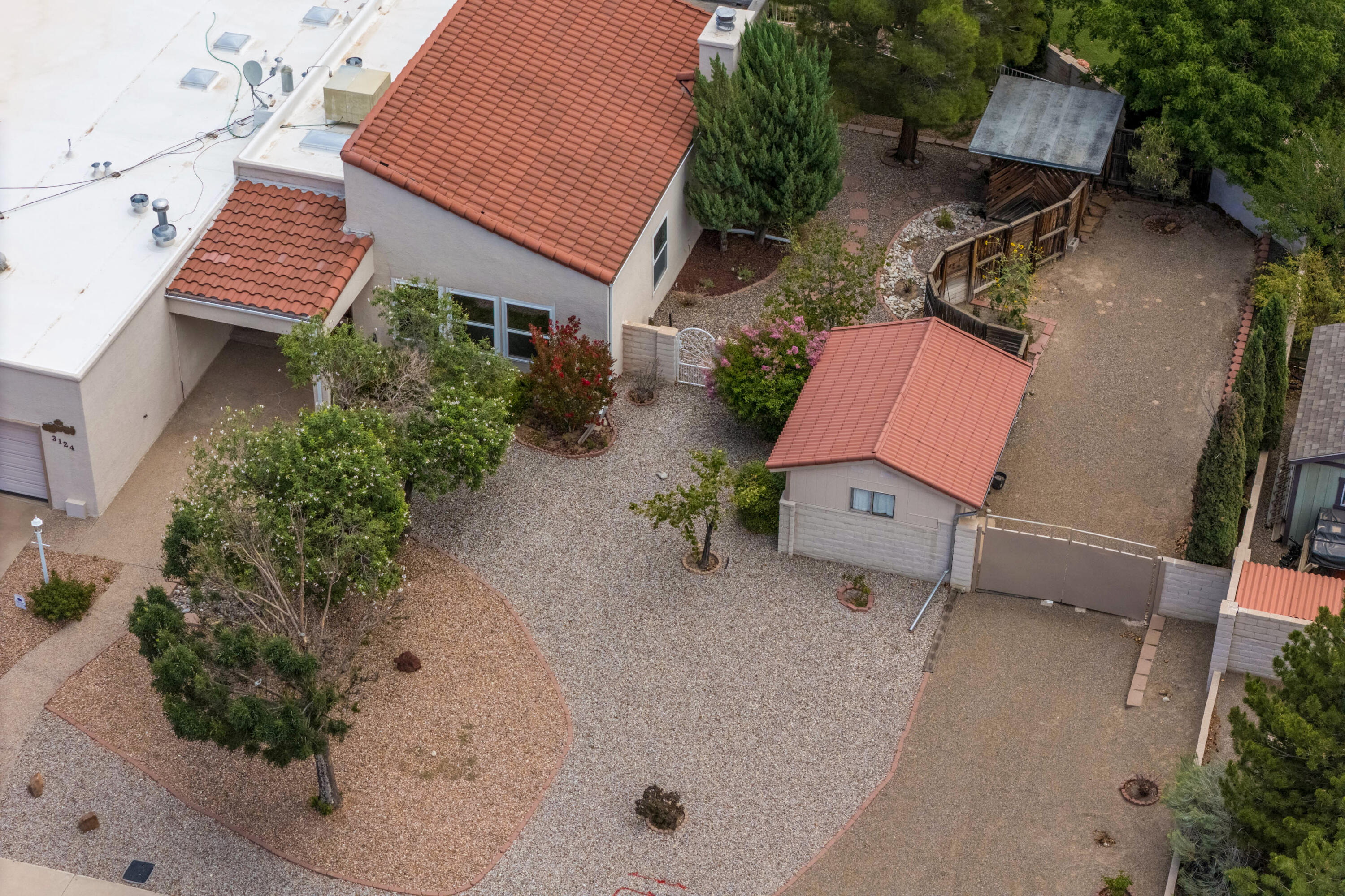Photo 9 — 3124 Ashkirk Loop SE