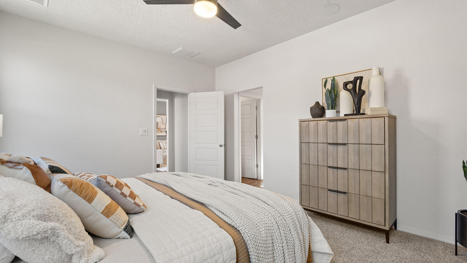 Photo 12 — 6710 Brianna Drive NE