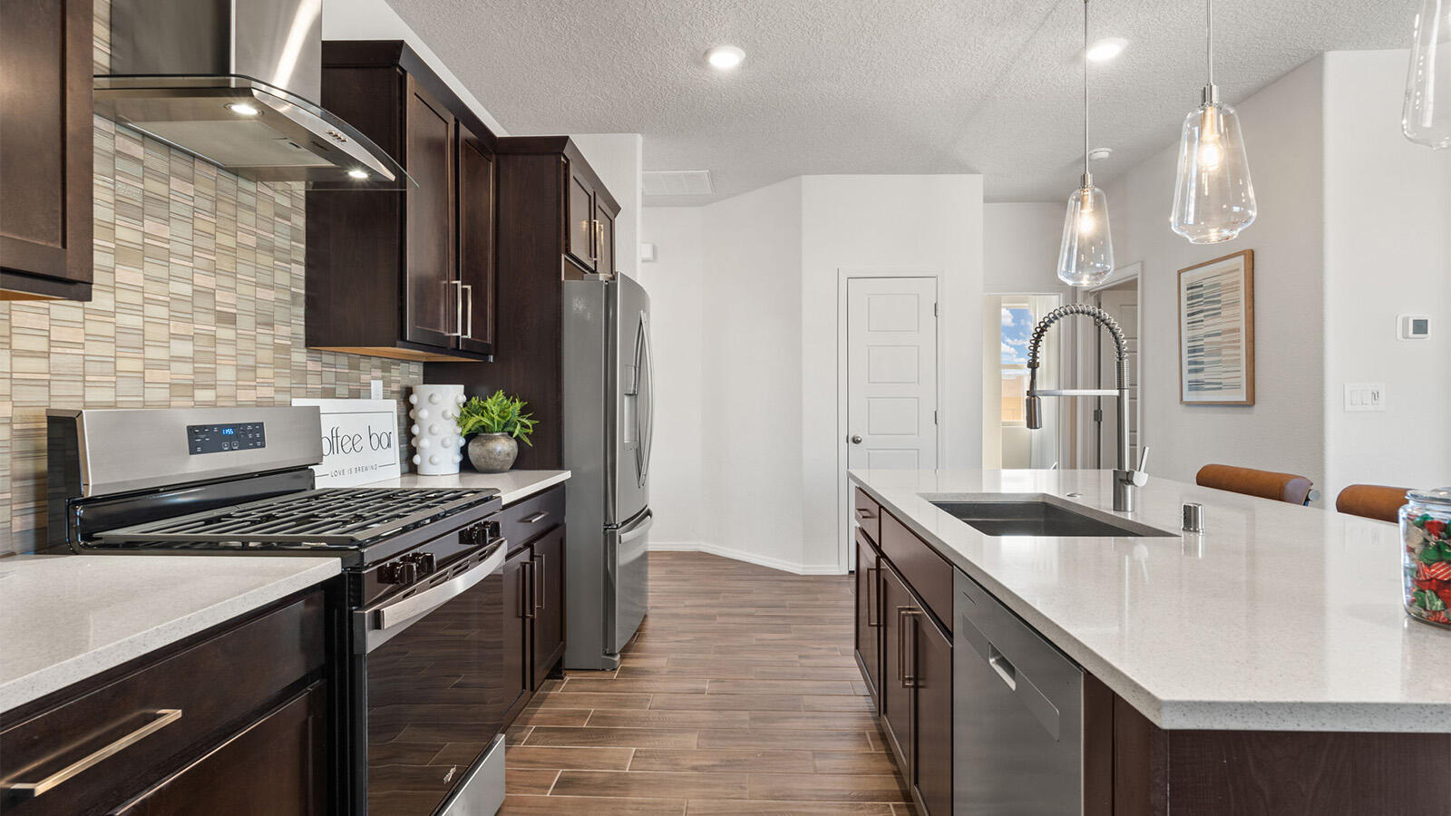 Photo 5 — 6710 Brianna Drive NE