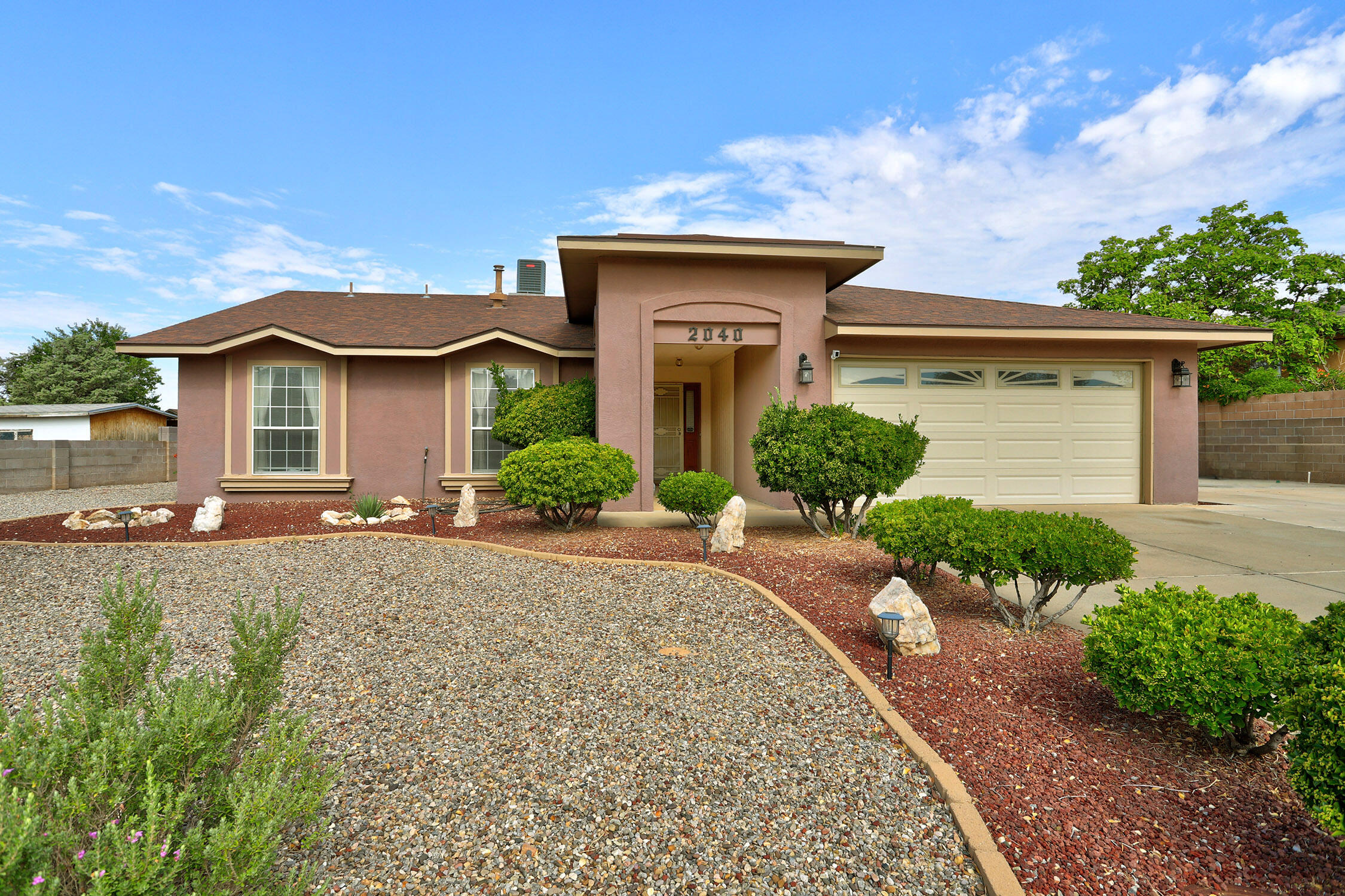 2040 Clearwater Loop NE