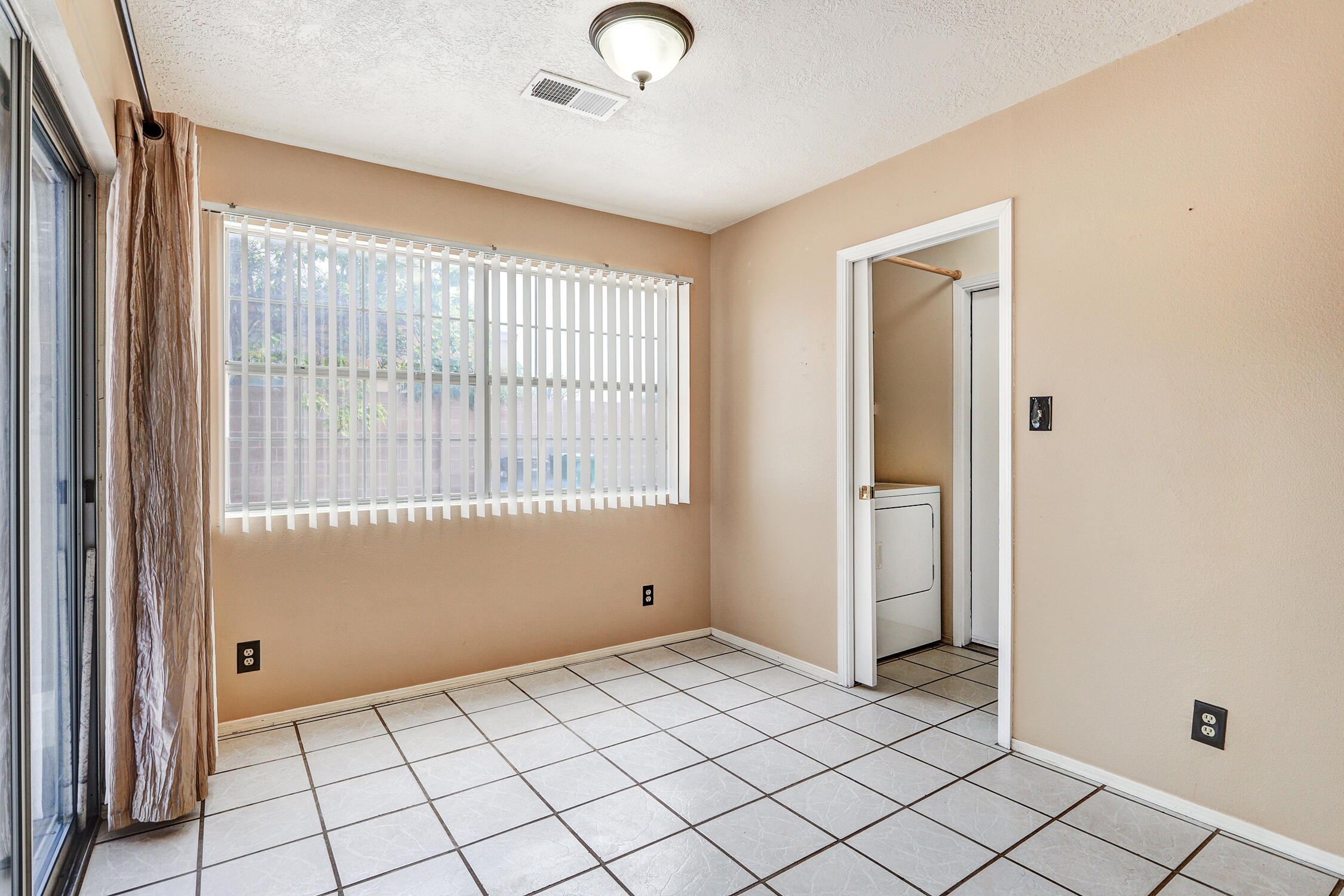 Photo 18 — 2040 Clearwater Loop NE