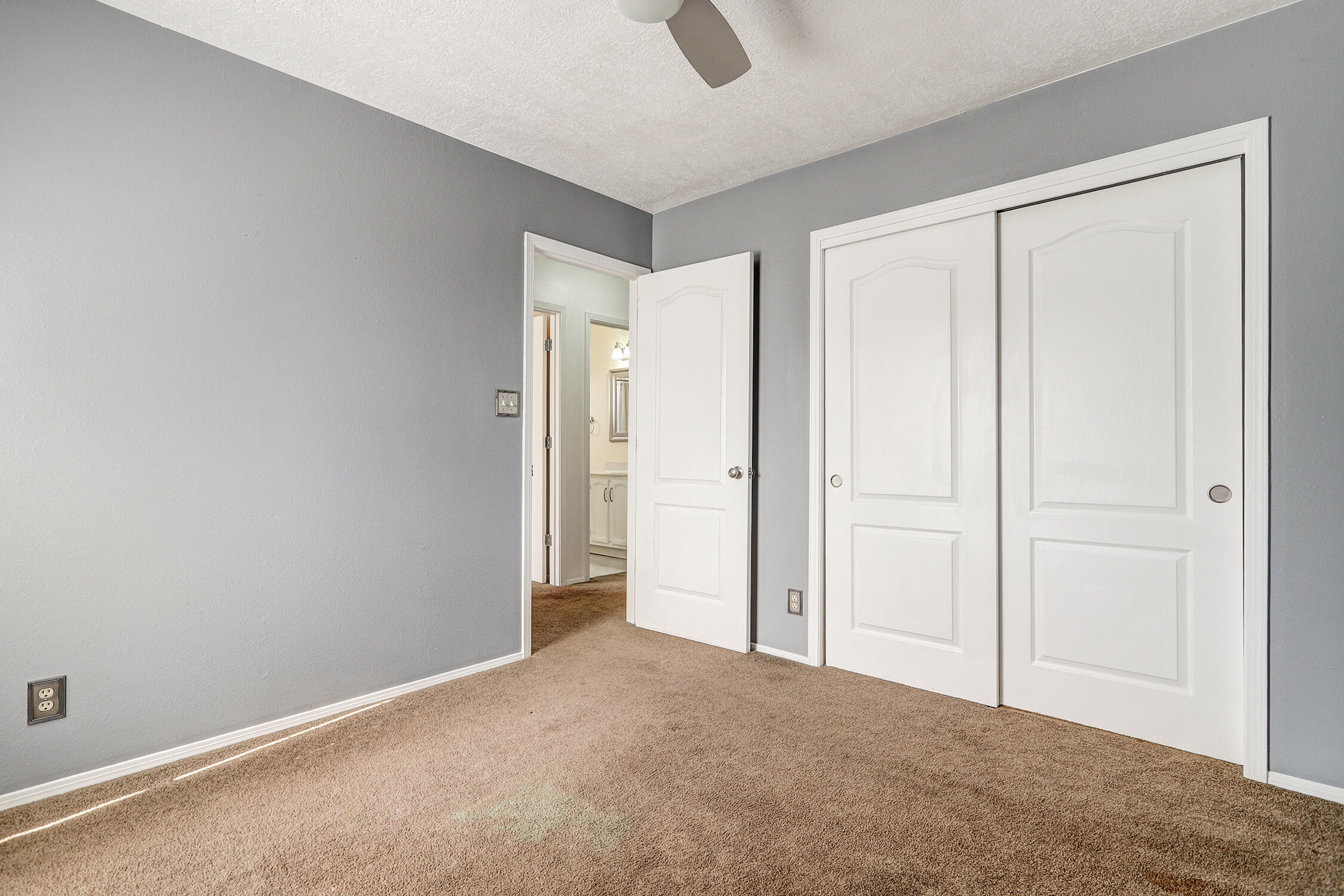 Photo 14 — 2040 Clearwater Loop NE