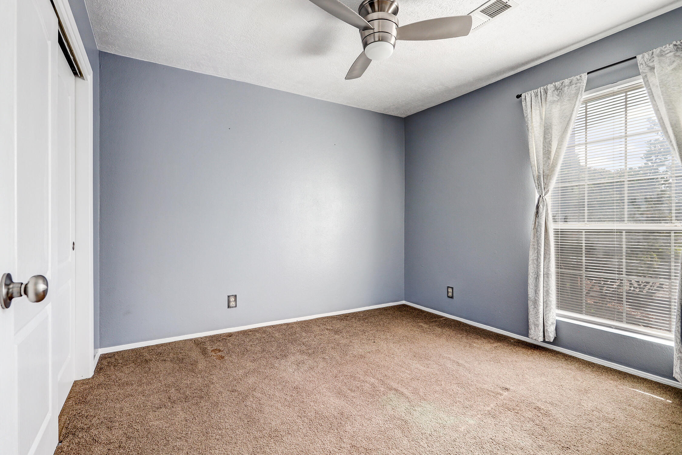 Photo 13 — 2040 Clearwater Loop NE