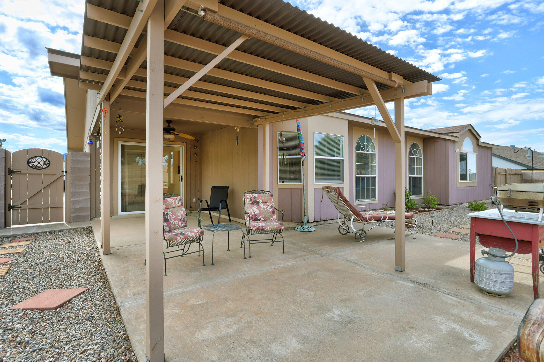 Photo 10 — 2040 Clearwater Loop NE
