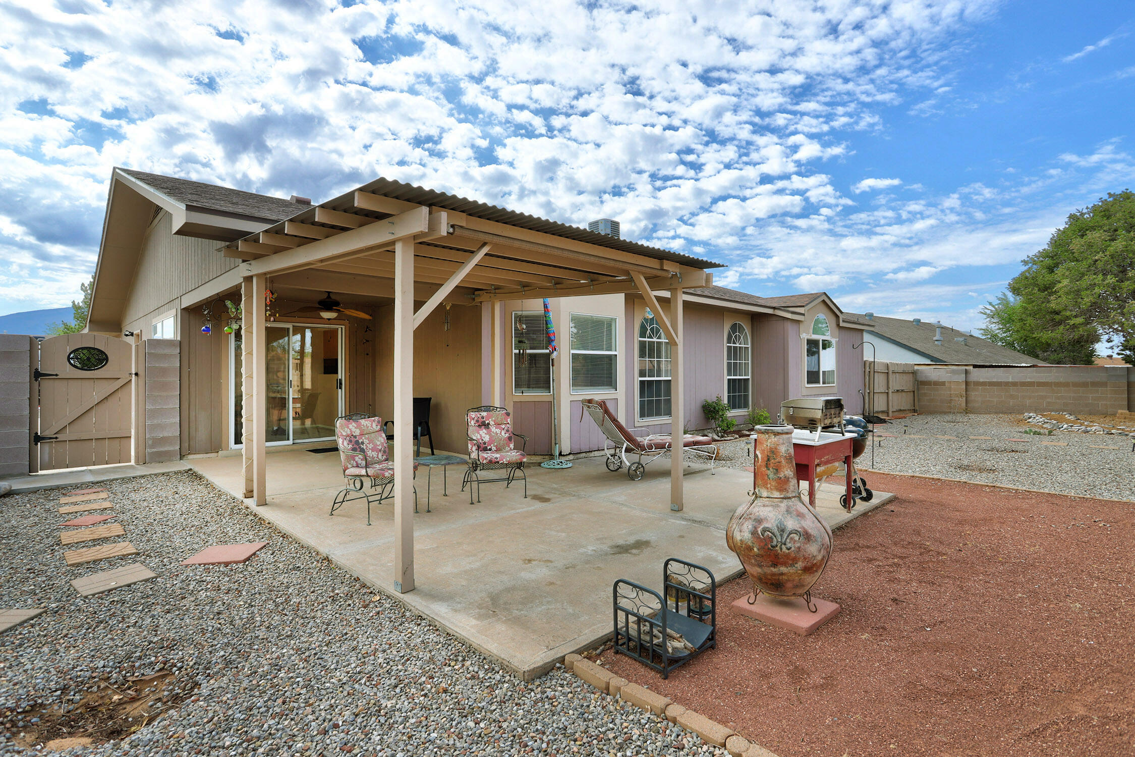 Photo 8 — 2040 Clearwater Loop NE