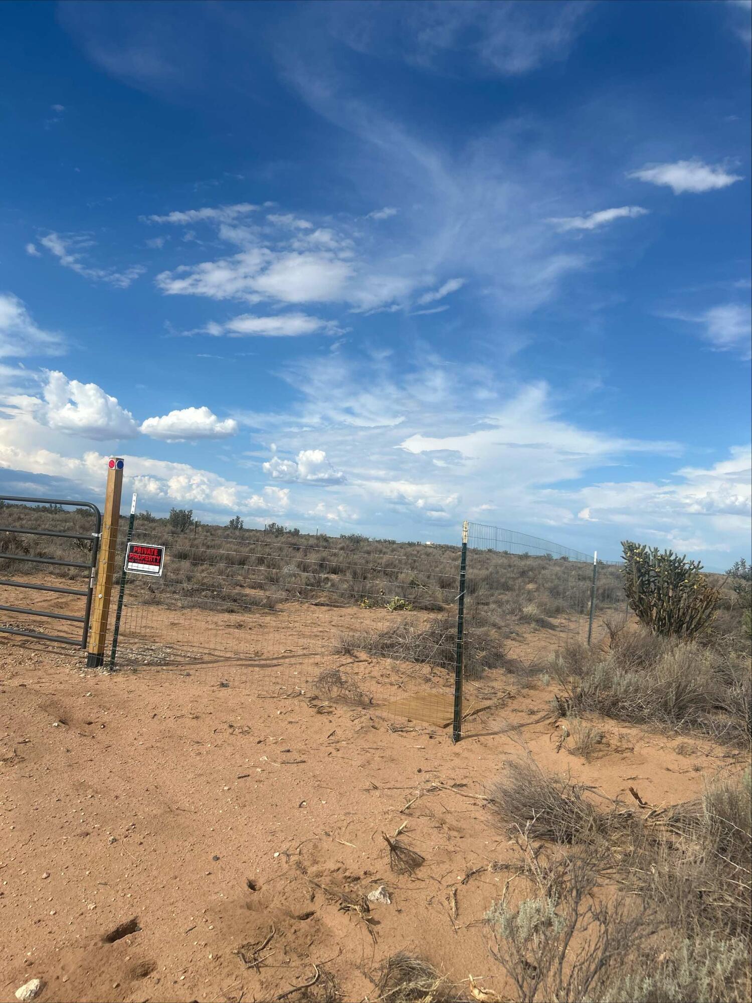 Photo 6 —  Lot 27 Block 52 21