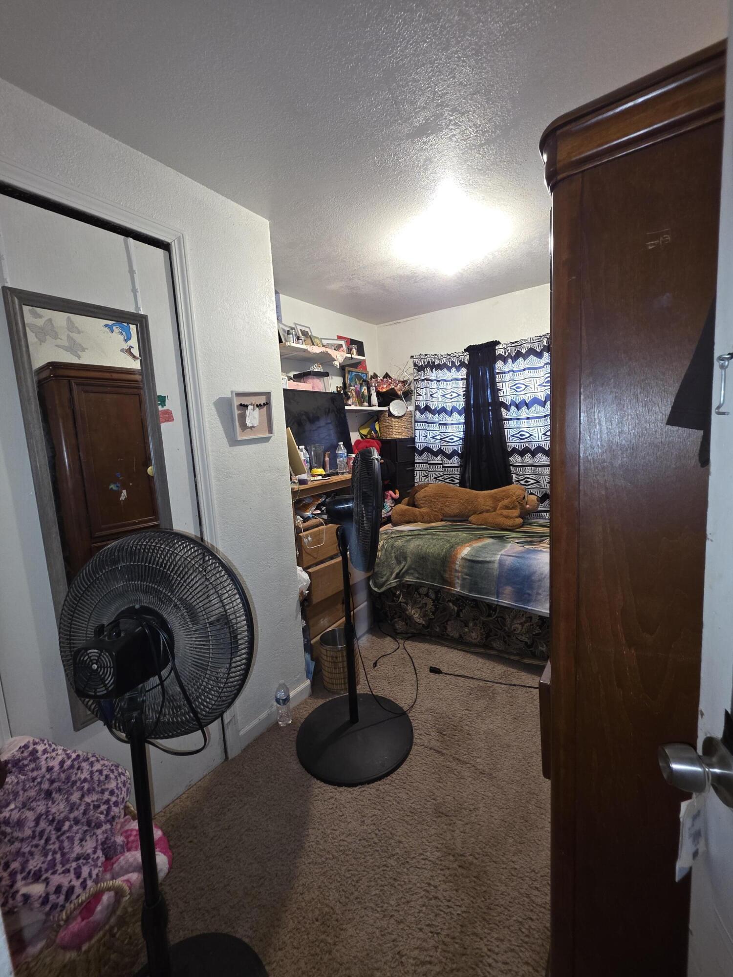 Photo 4 — 1210 2nd Avenue NW
