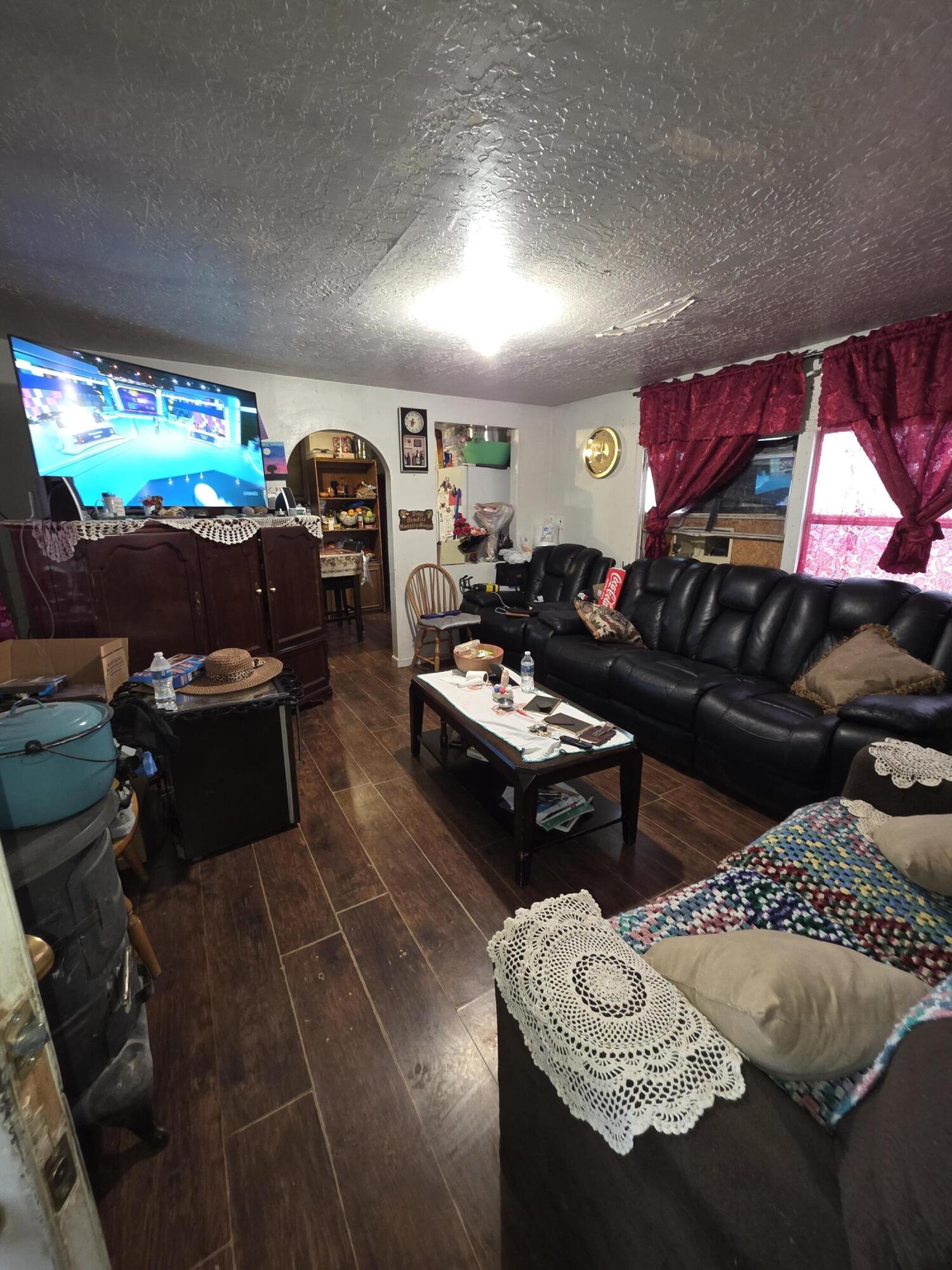 Photo 17 — 1210 2nd Avenue NW