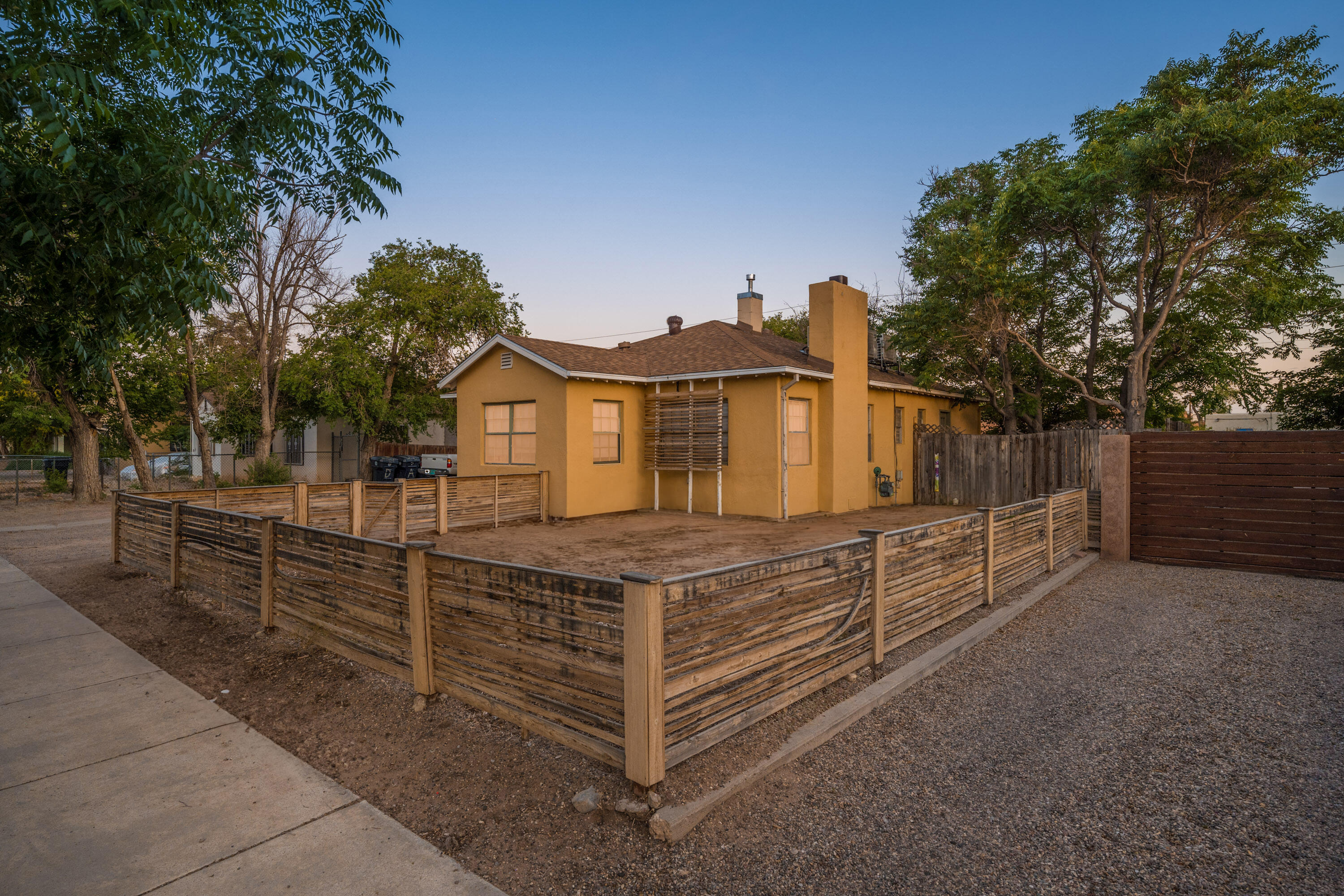1920 Lead Avenue SE, Albuquerque, NM 87106