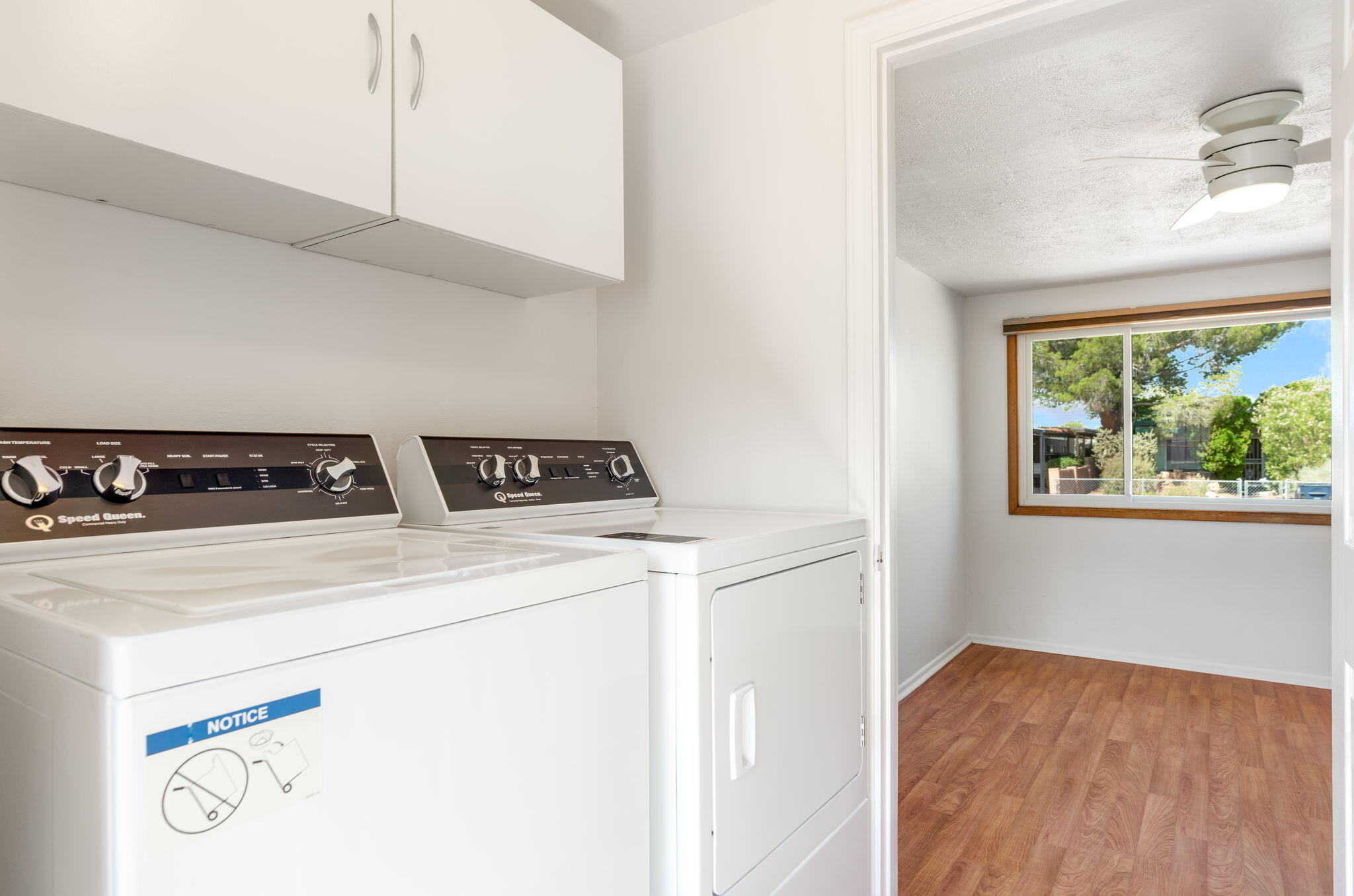 Photo 6 — 2824 Manzano Street NE
