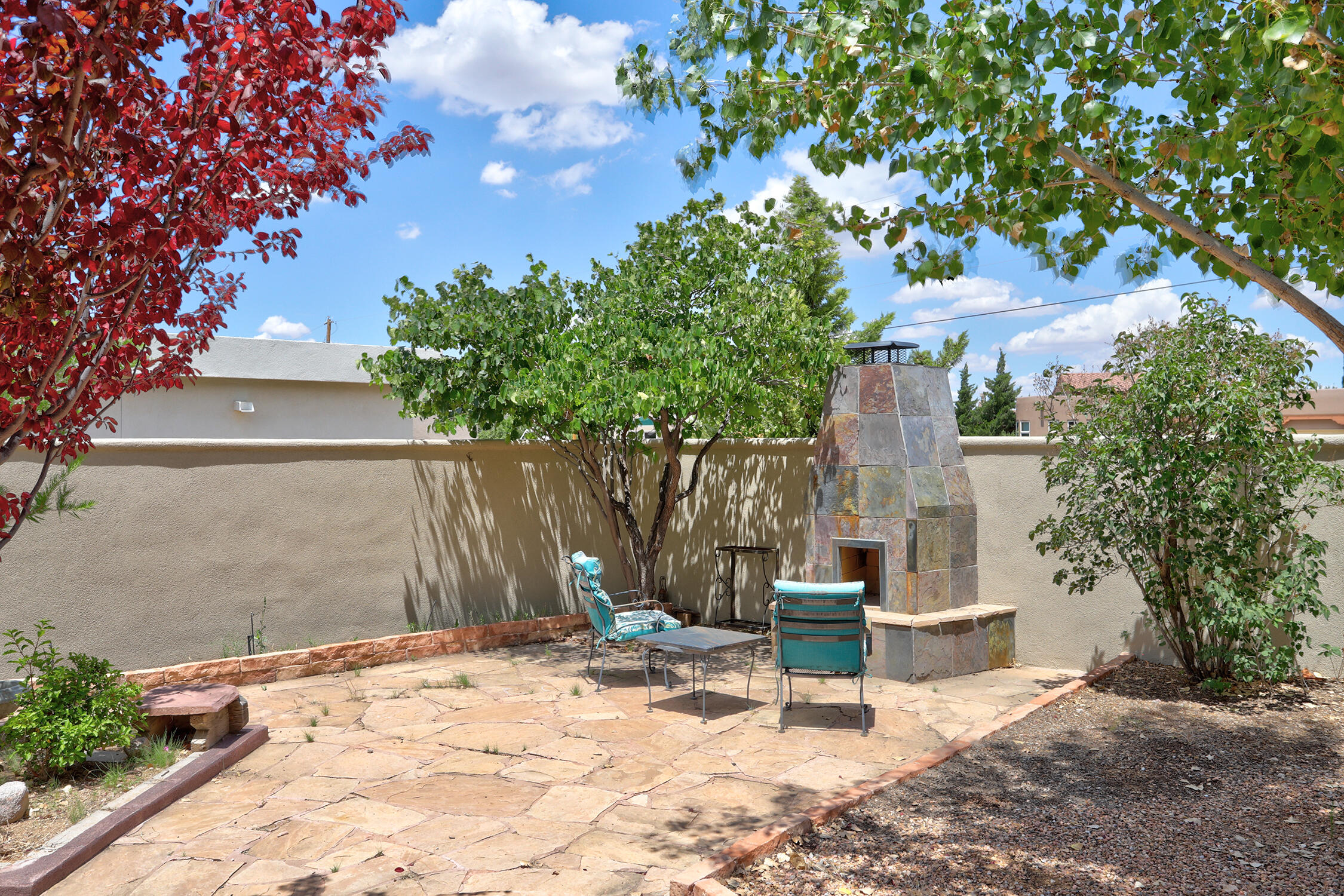 Photo 7 — 10220 Eagle Rock Avenue NE