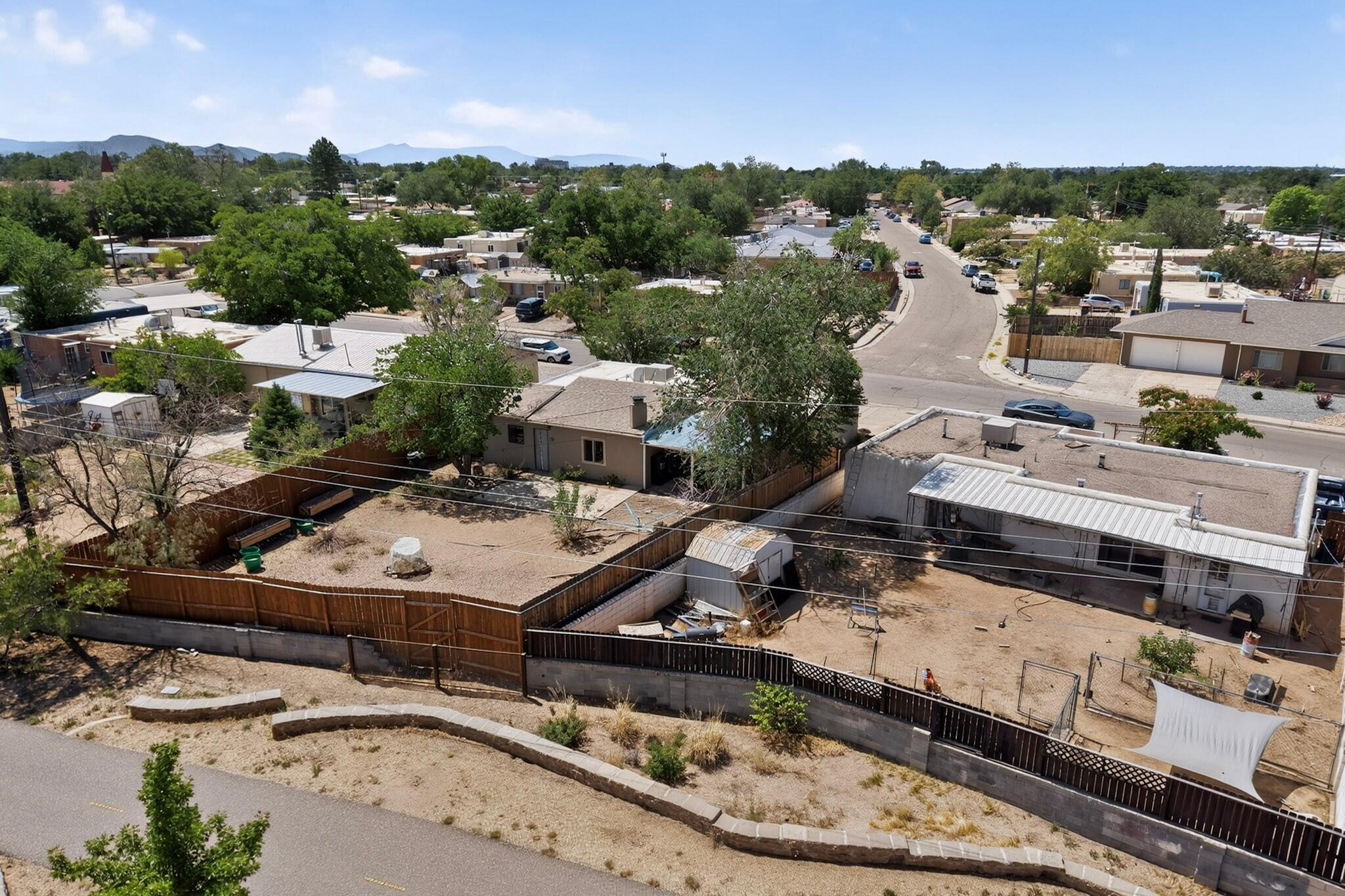 Photo 15 — 5913 La Corrida Road NE