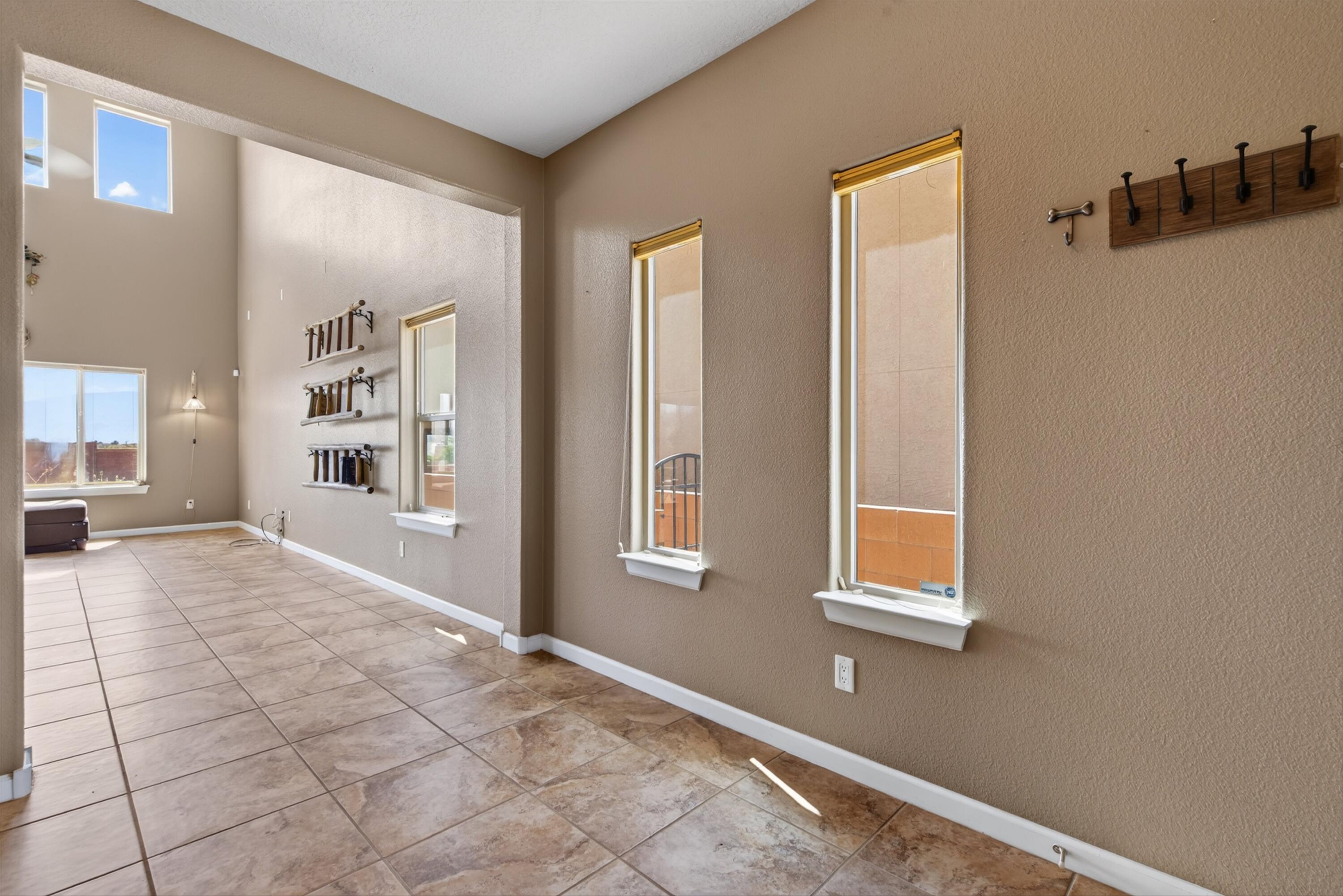 Photo 14 — 541 Loma Linda Loop NE
