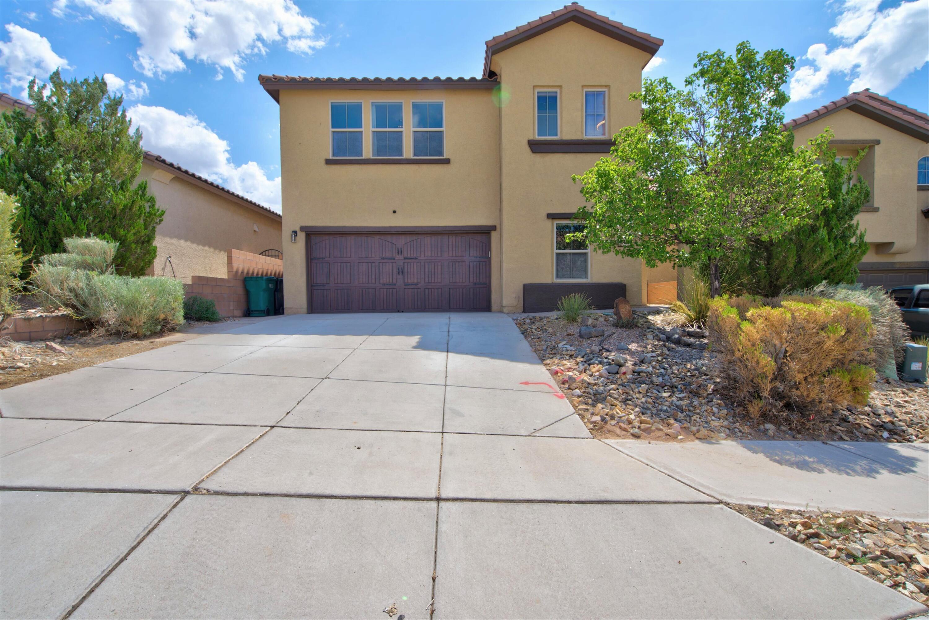 Photo 10 — 541 Loma Linda Loop NE