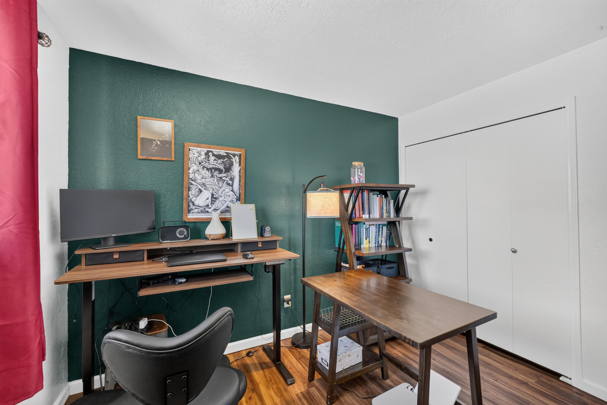 Photo 5 — 6720 Beck Drive NE