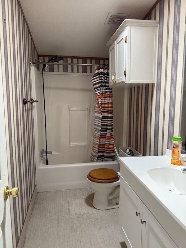 Photo 16 — 701 Riata Road