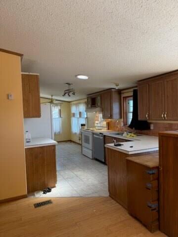 Photo 13 — 701 Riata Road