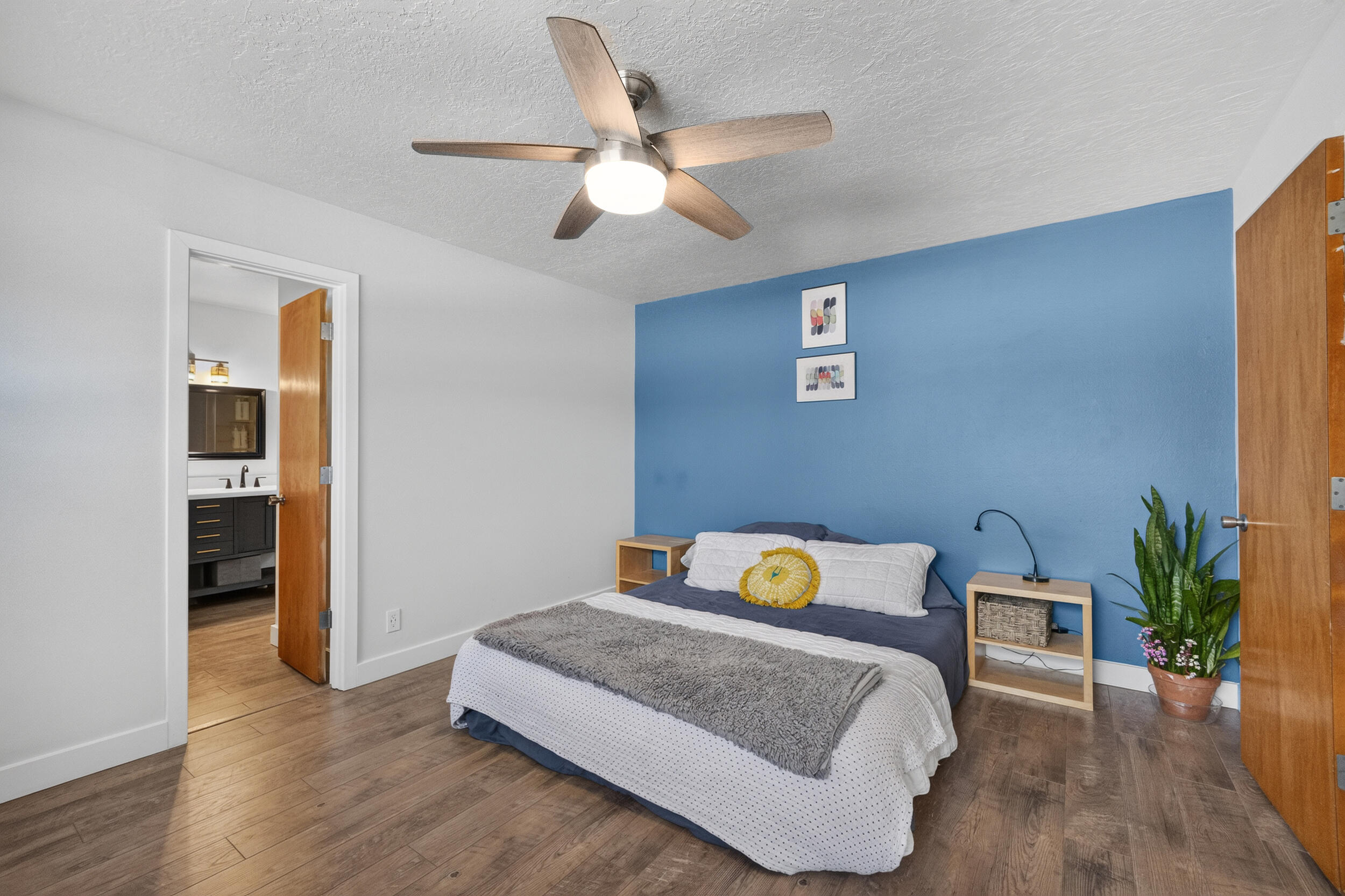 Photo 8 — 3121 San Joaquin Avenue SE