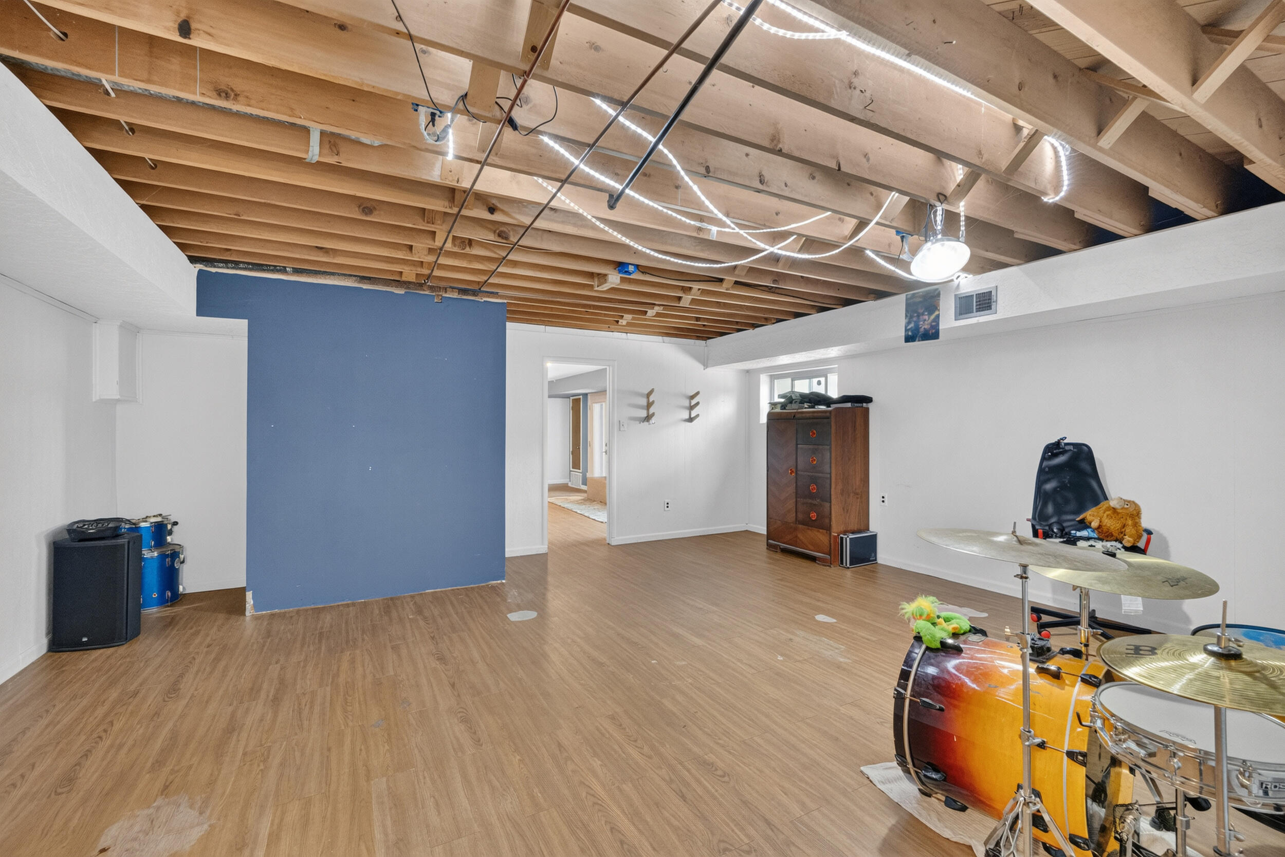 Photo 14 — 3121 San Joaquin Avenue SE