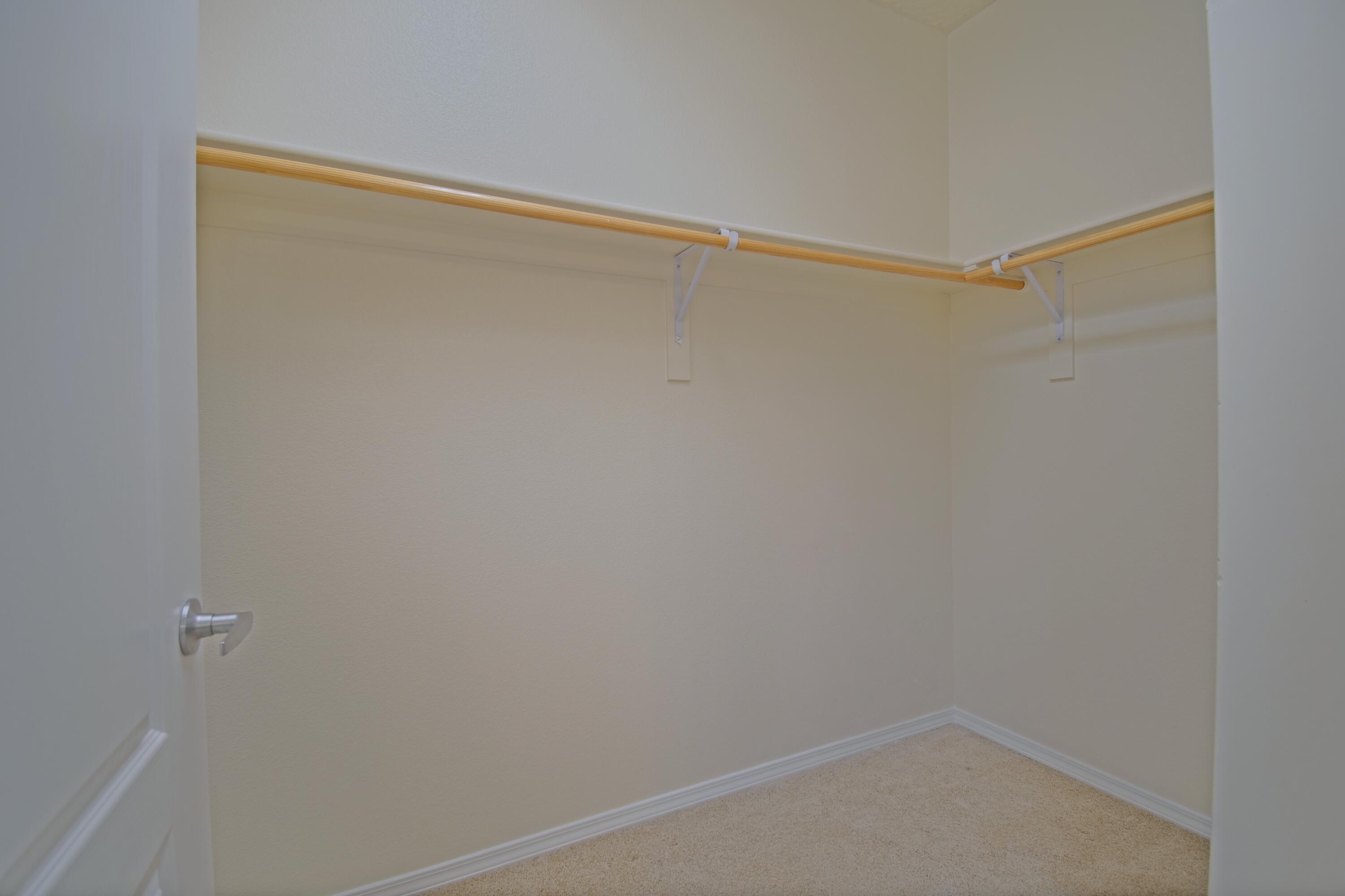 Photo 13 — 931 Desert Willow Court