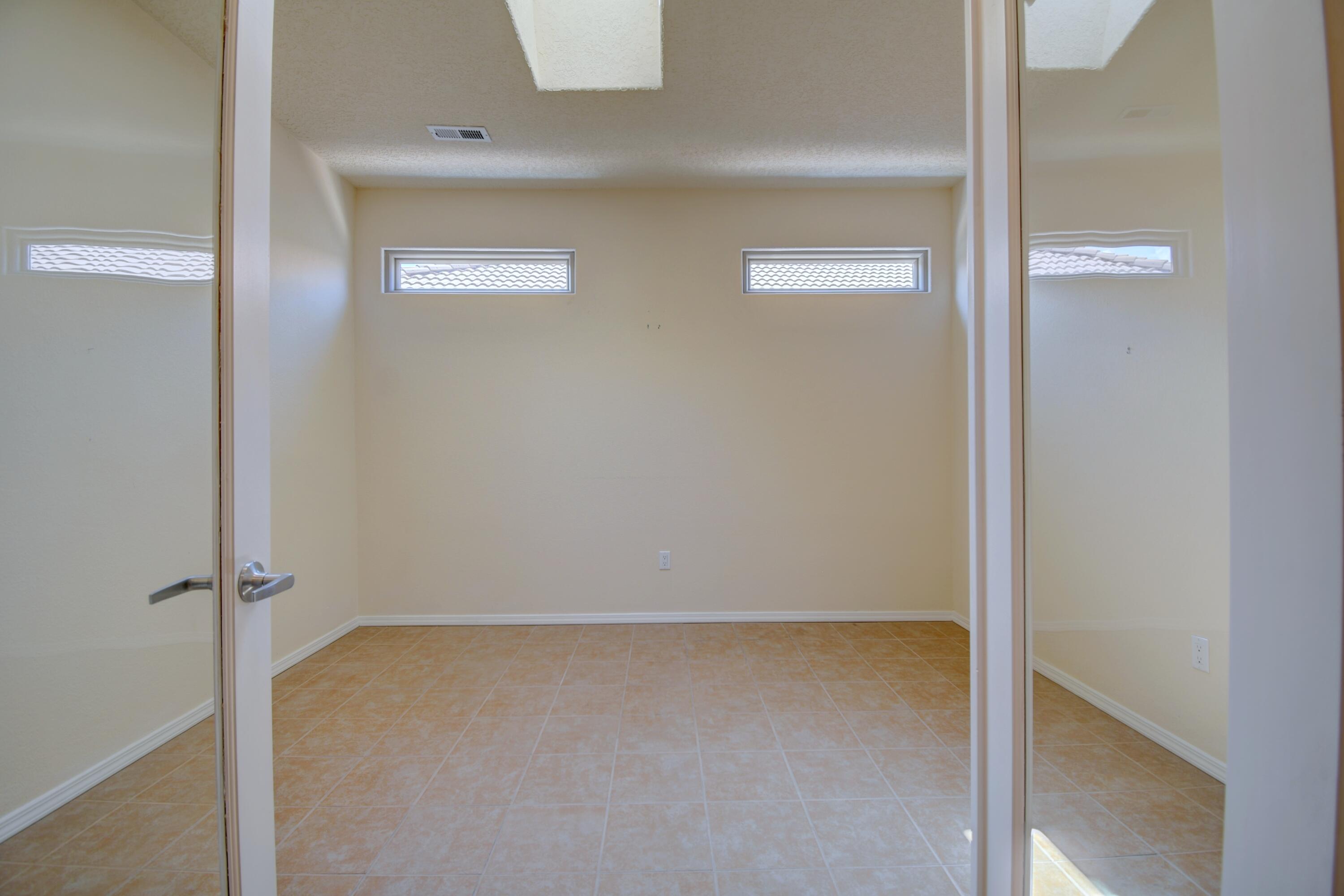 Photo 16 — 931 Desert Willow Court