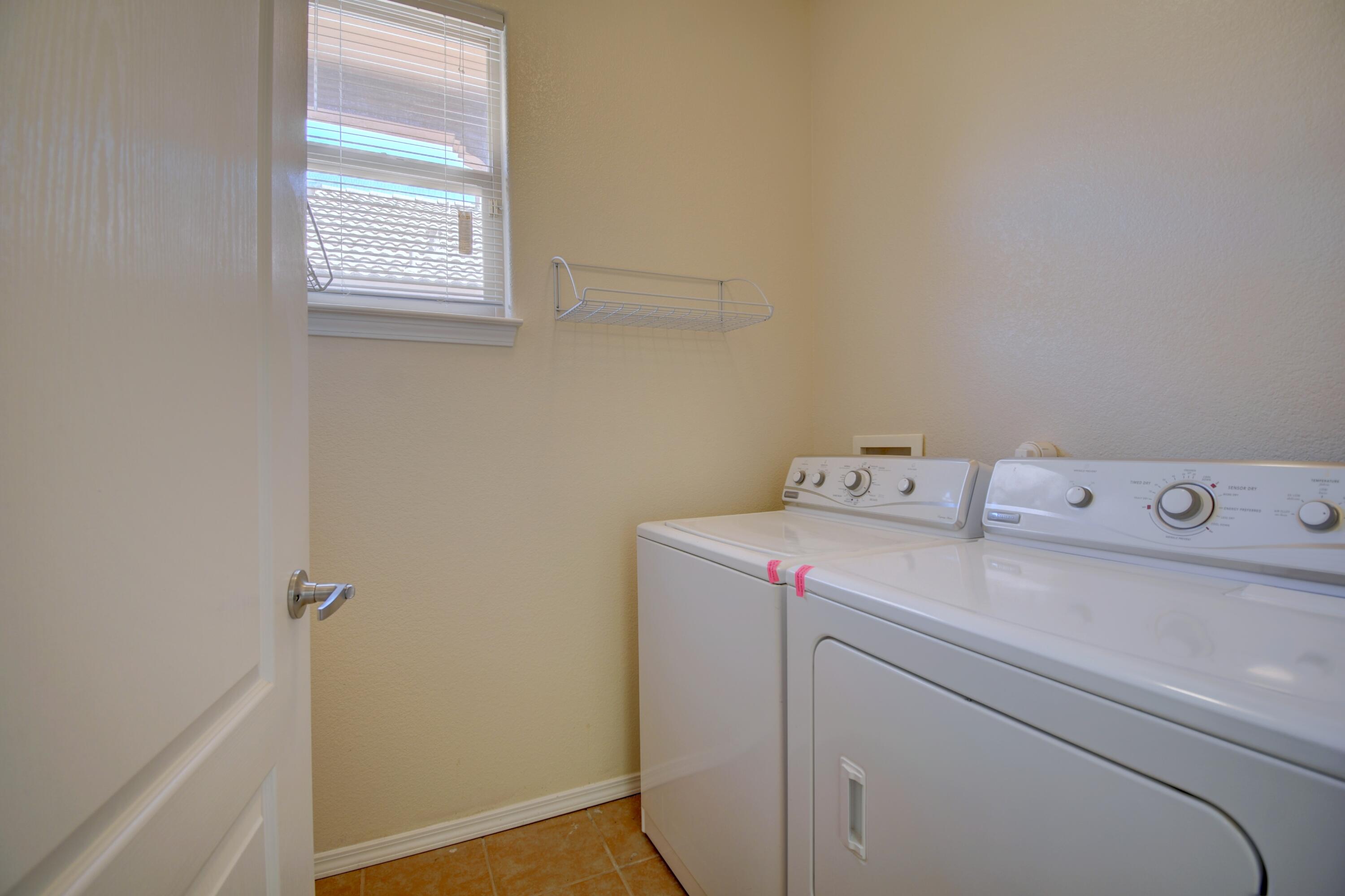 Photo 18 — 931 Desert Willow Court