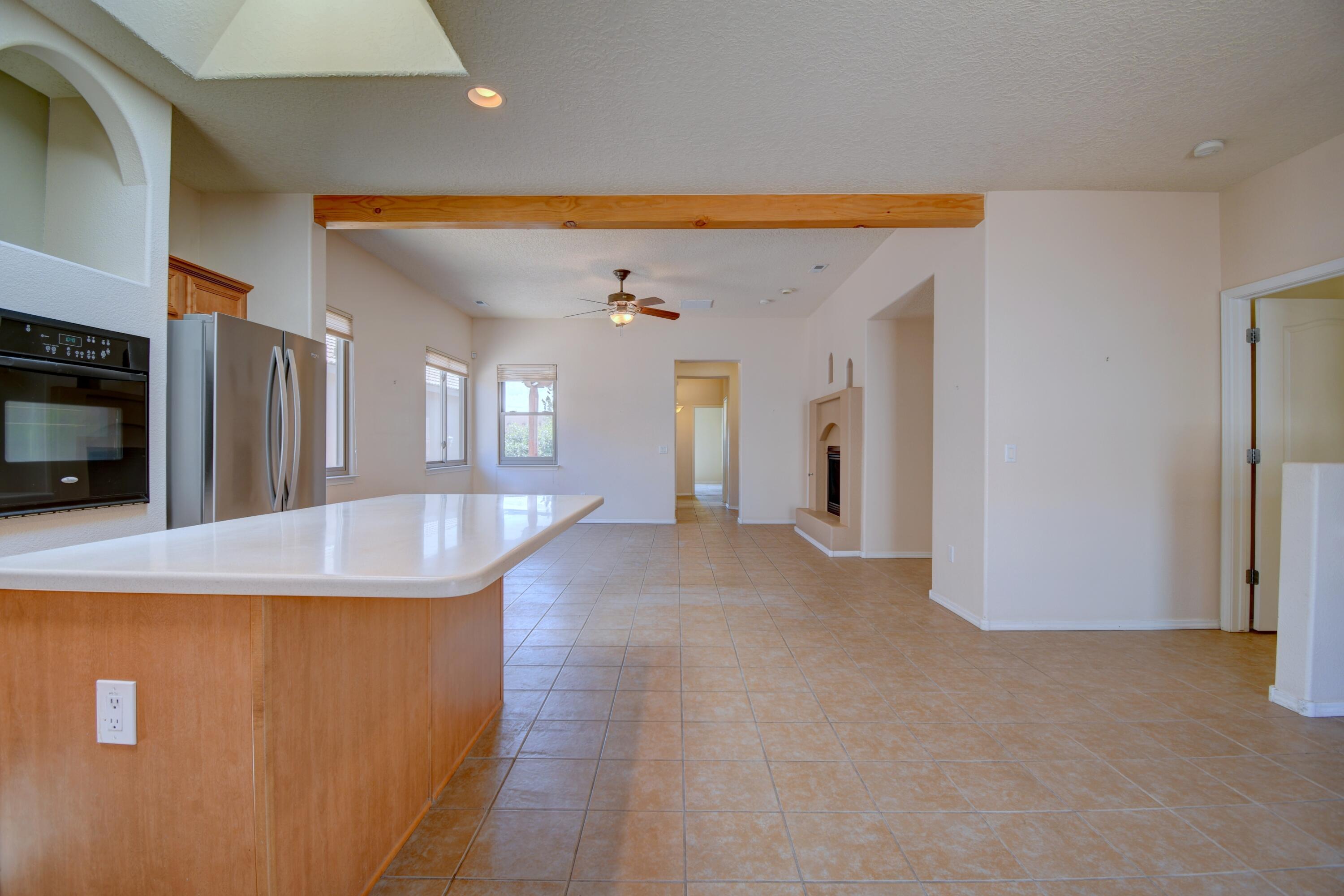Photo 5 — 931 Desert Willow Court