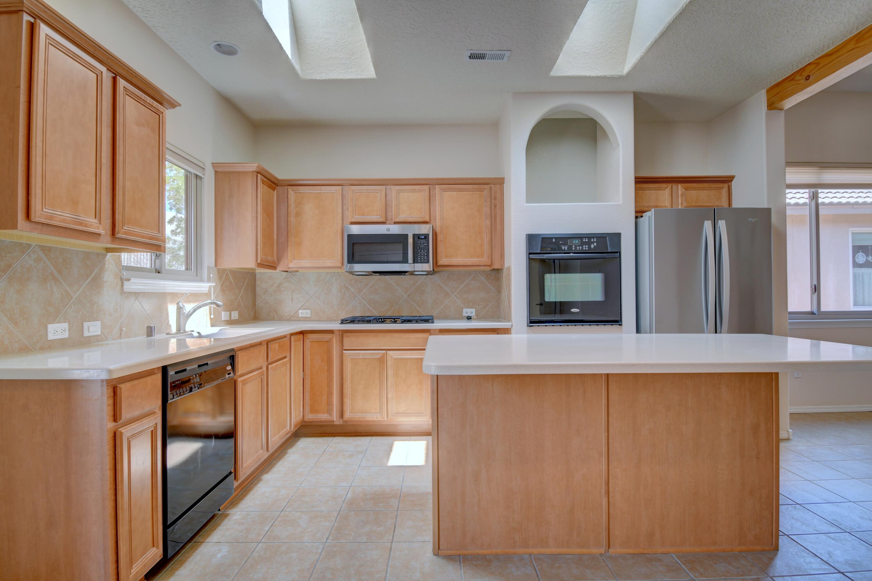 Photo 7 — 931 Desert Willow Court