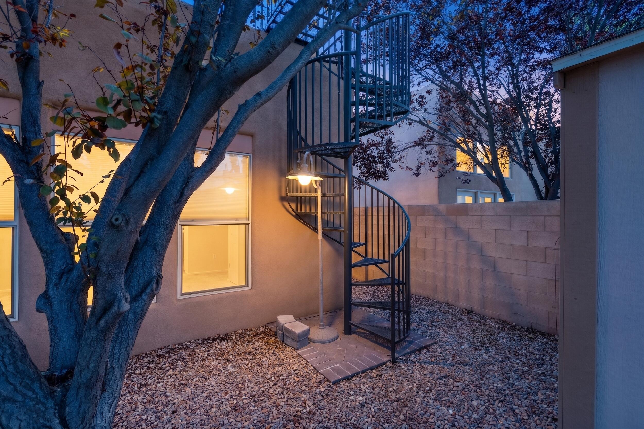 Photo 17 — 4625 Arlington Avenue NW