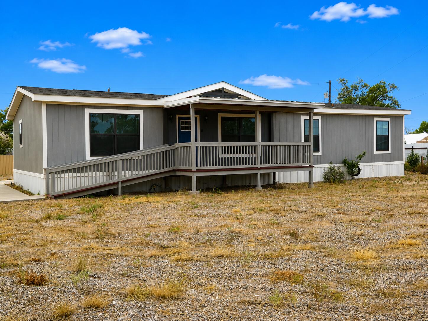 Photo 5 — 5220 Cerritos Avenue