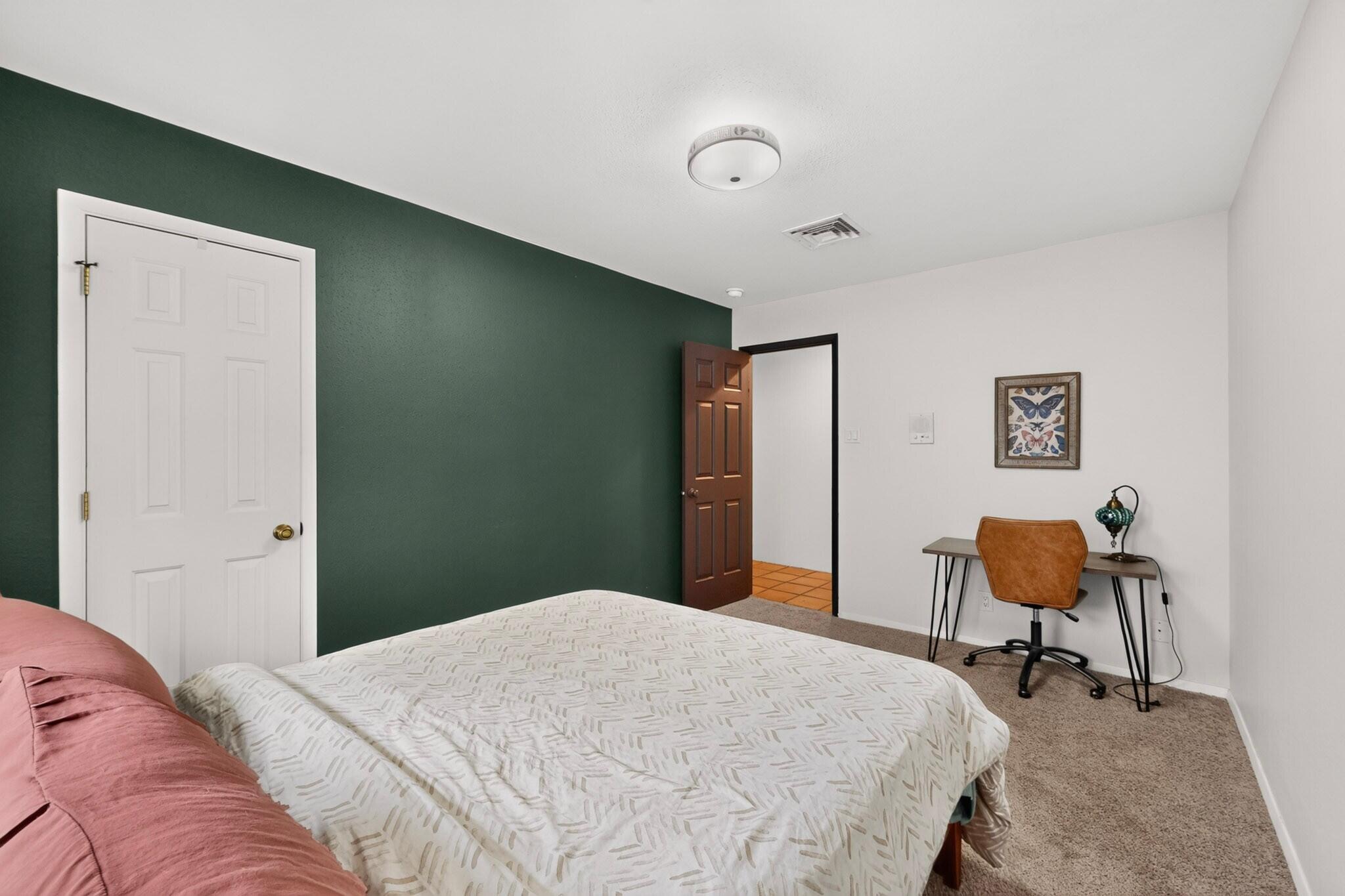 Photo 3 — 5105 Cascade Place NW