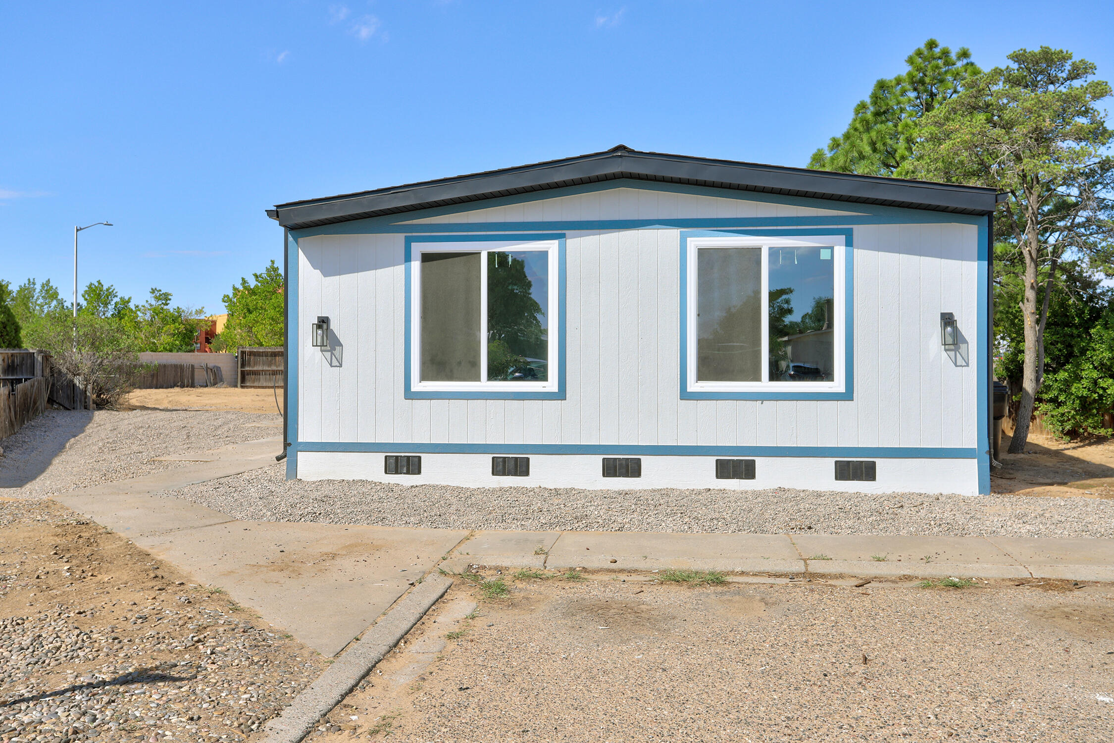 602 Fountain Court SE, Albuquerque, NM 87124