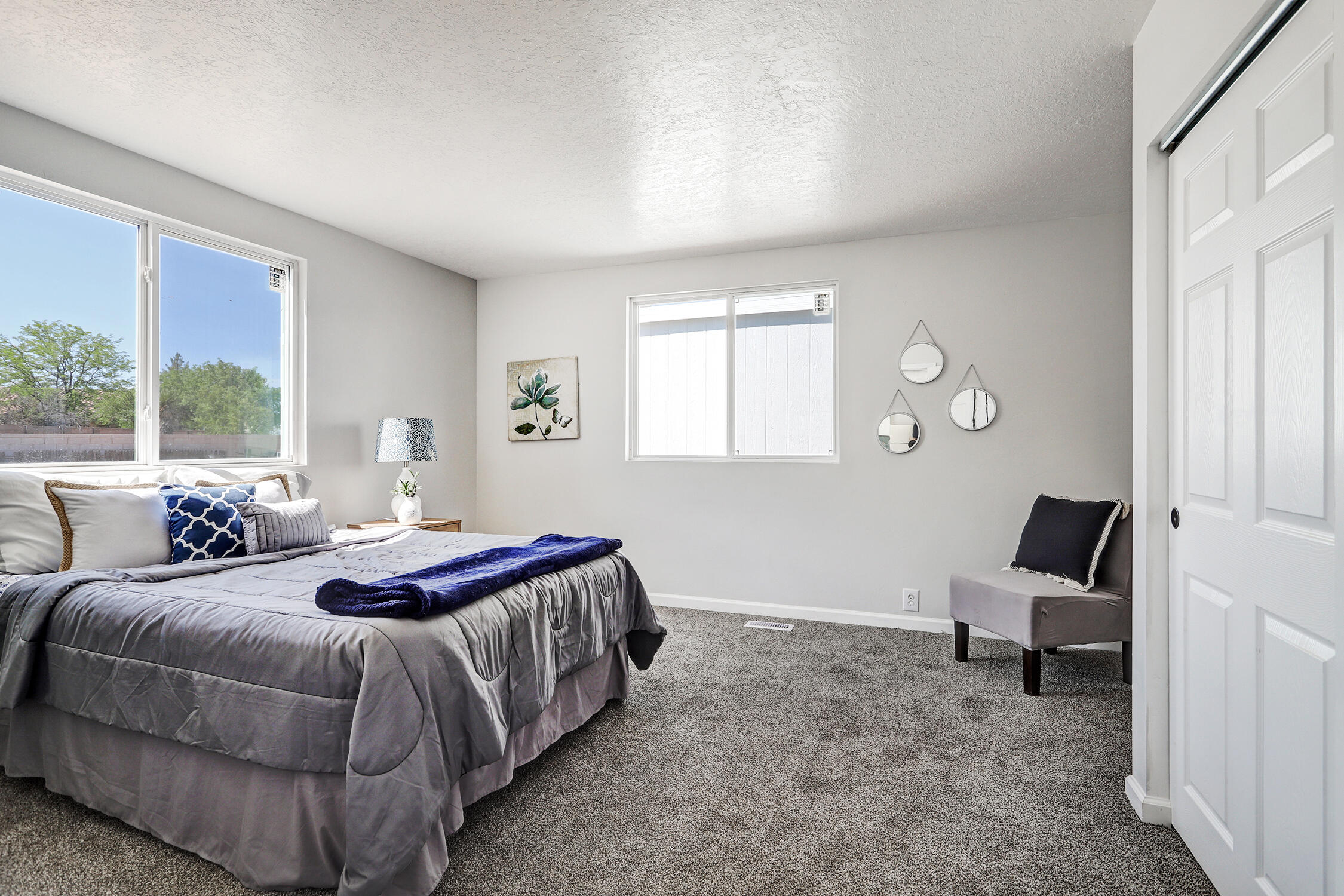 Photo 3 — 602 Fountain Court SE