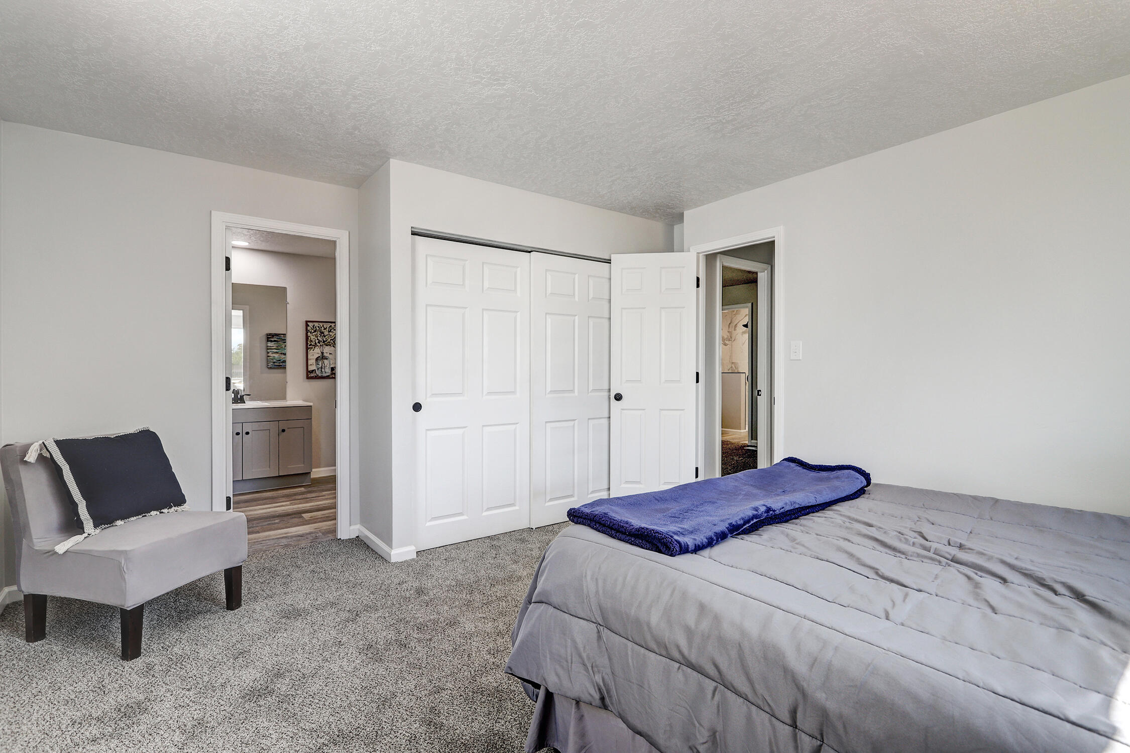 Photo 4 — 602 Fountain Court SE