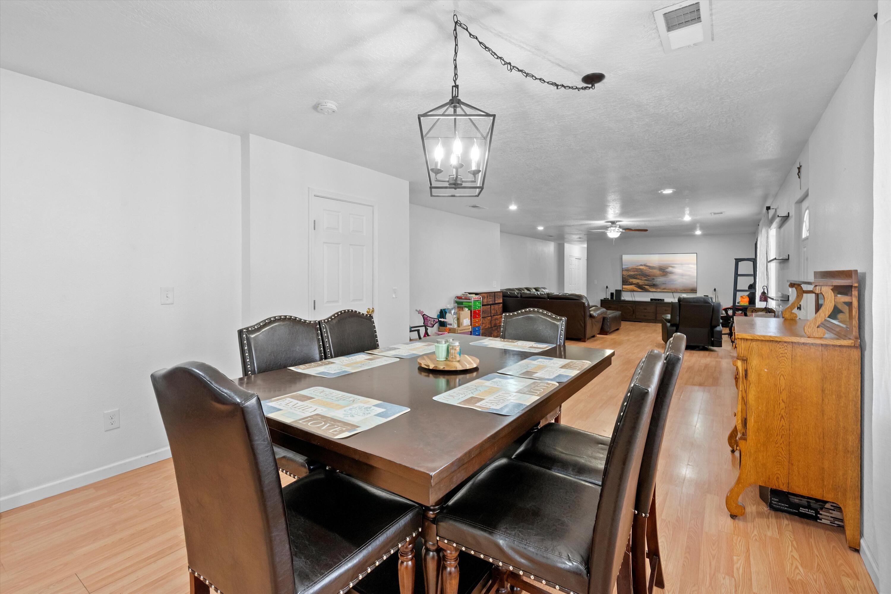 Photo 11 — 2224 Bartolo Avenue SW