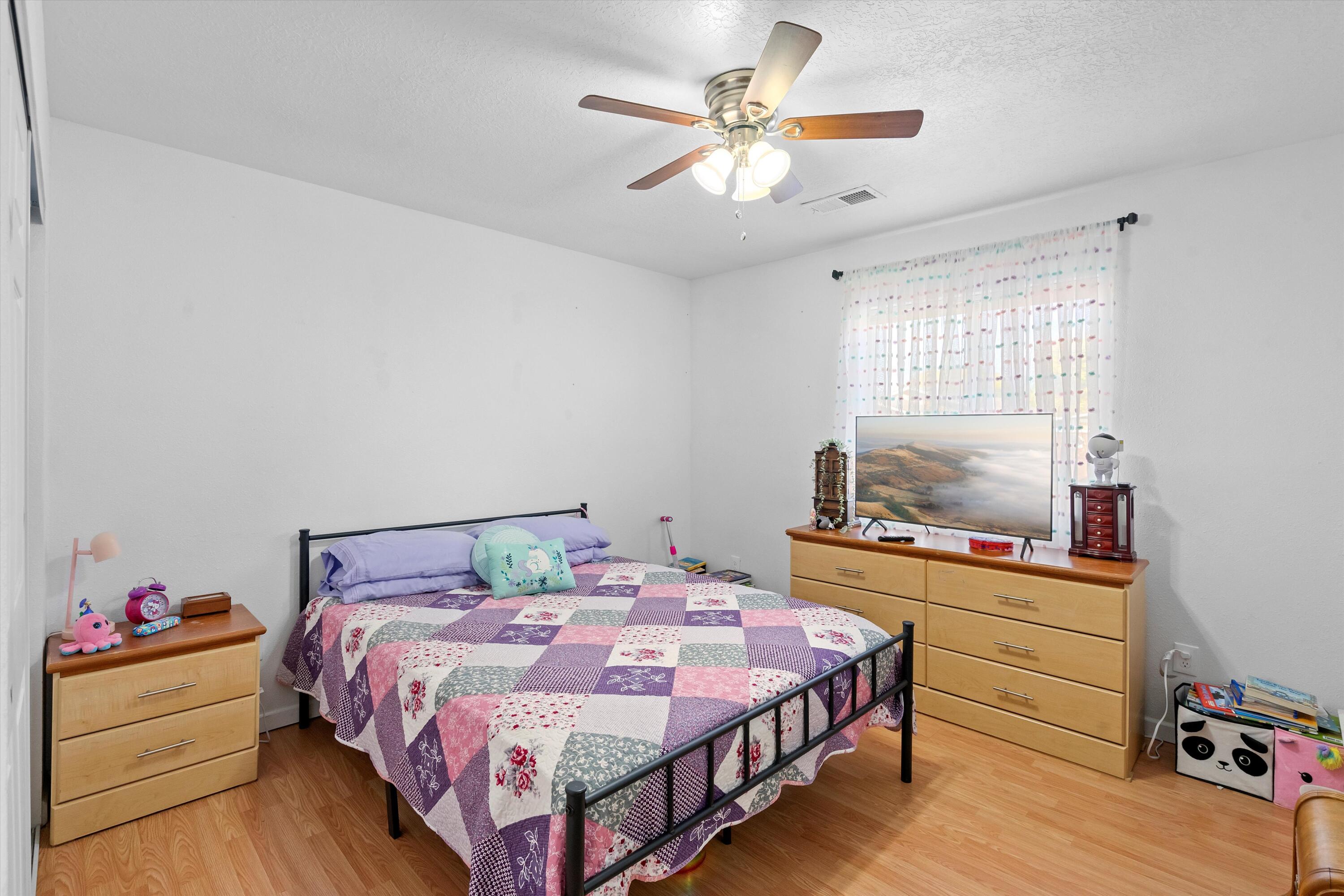 Photo 19 — 2224 Bartolo Avenue SW