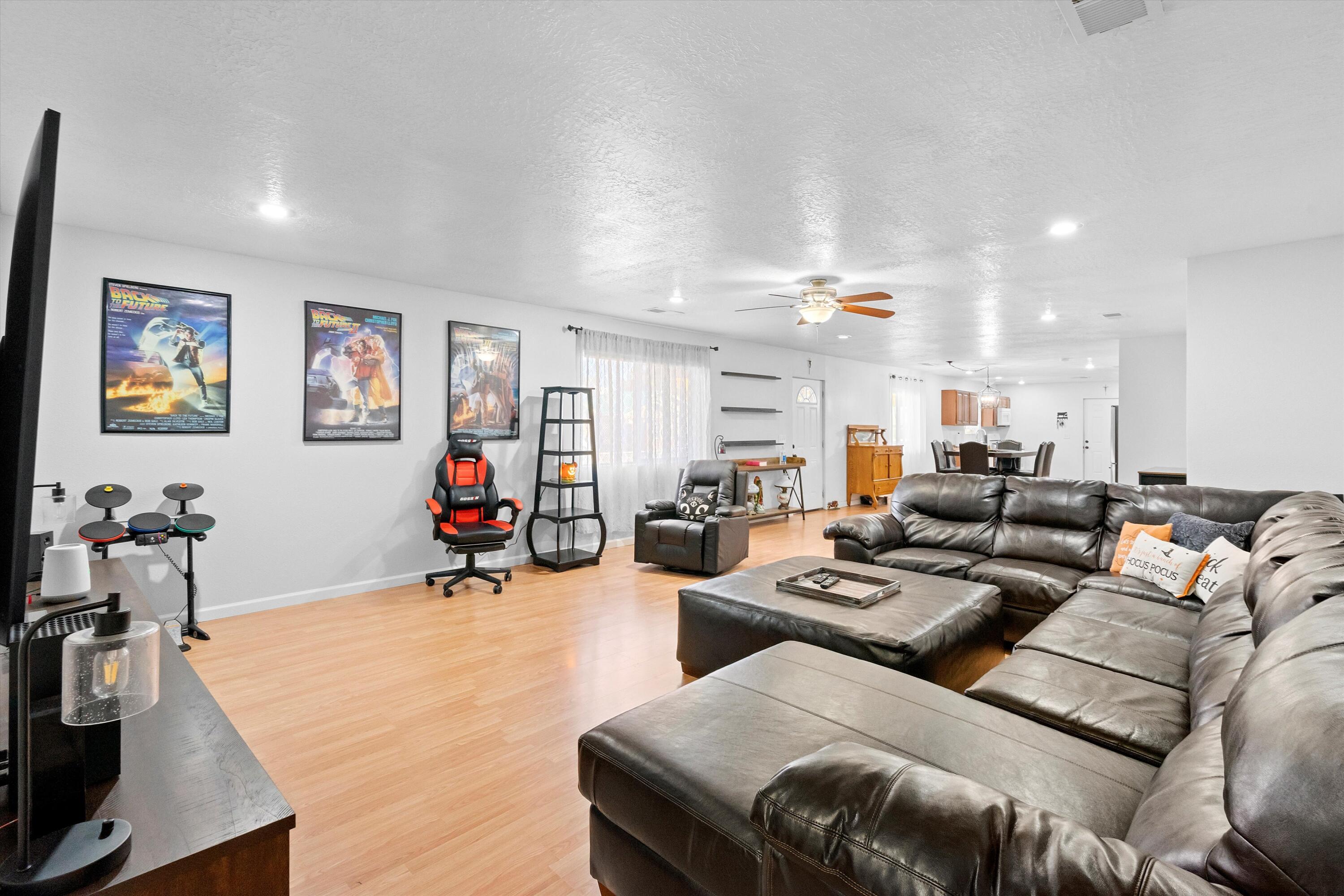 Photo 8 — 2224 Bartolo Avenue SW