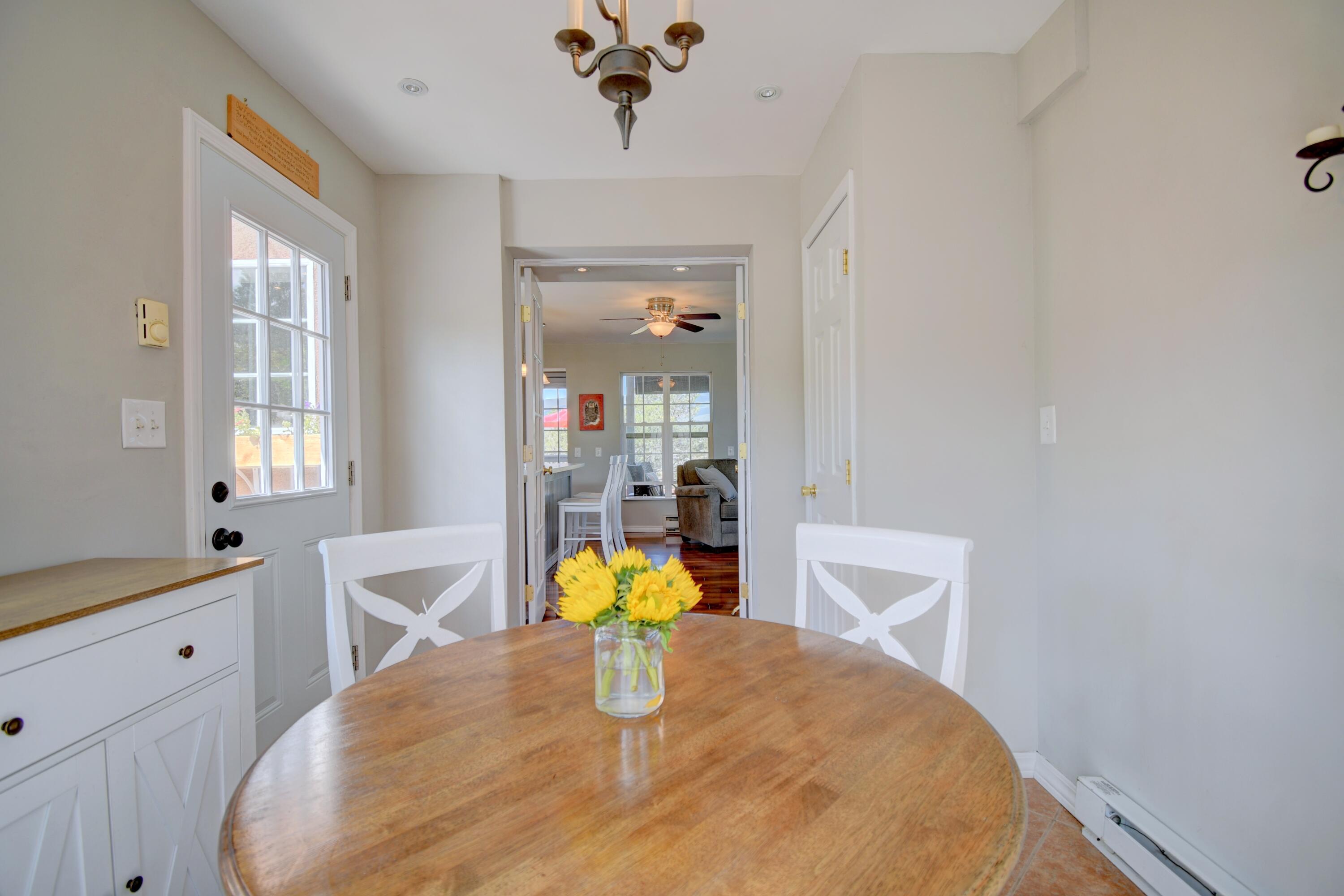 Photo 8 — 5 Lakeview Circle