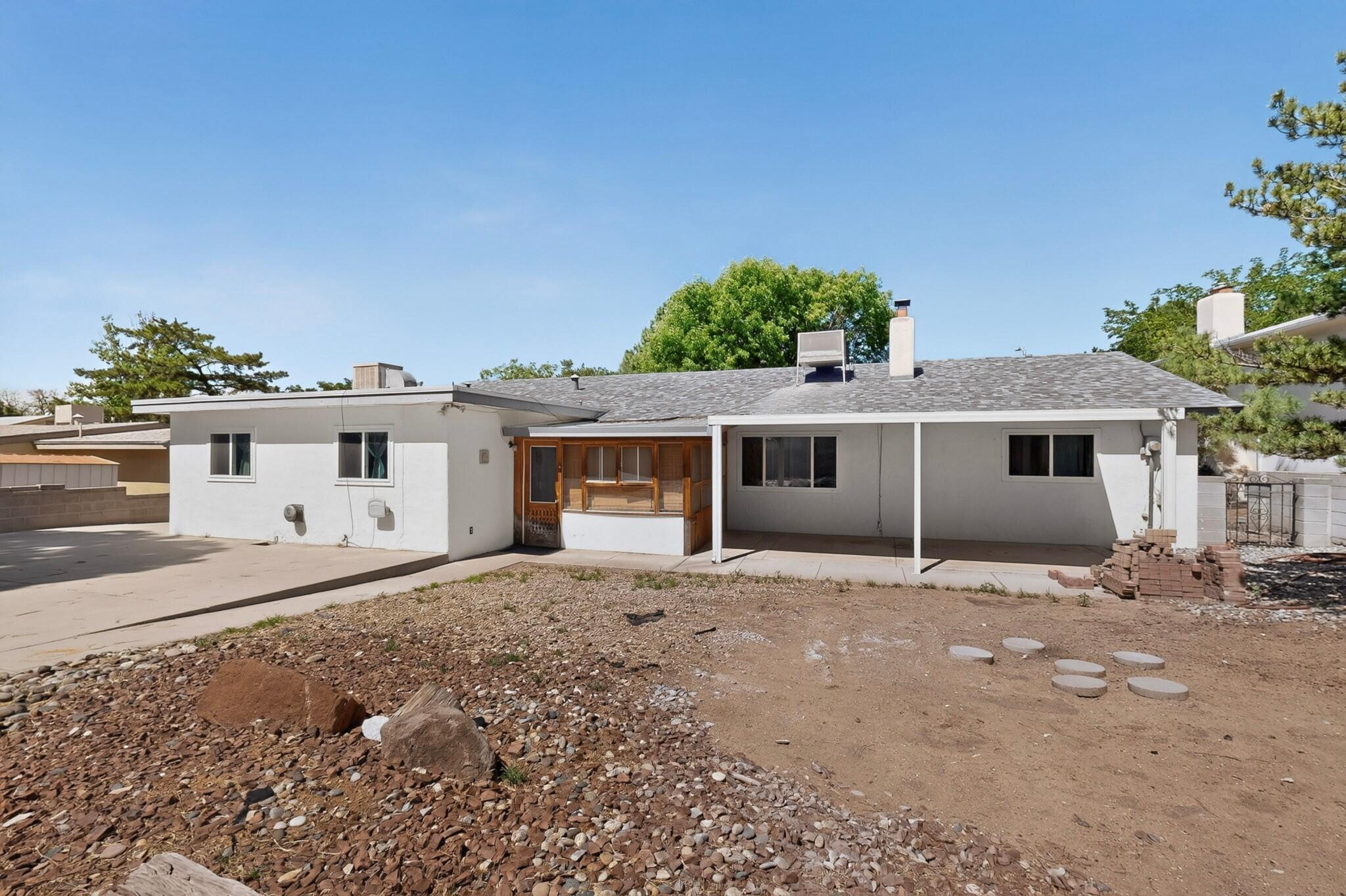 Photo 6 — 4608 Downey Street NE