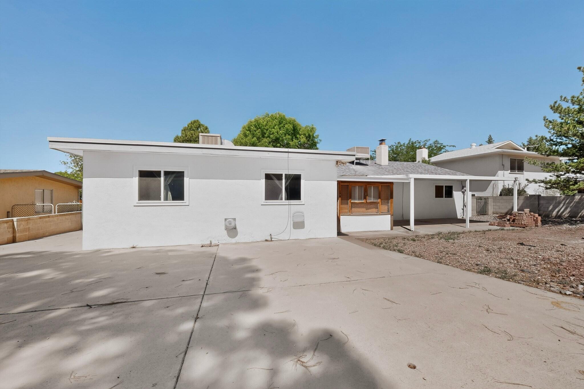 Photo 7 — 4608 Downey Street NE