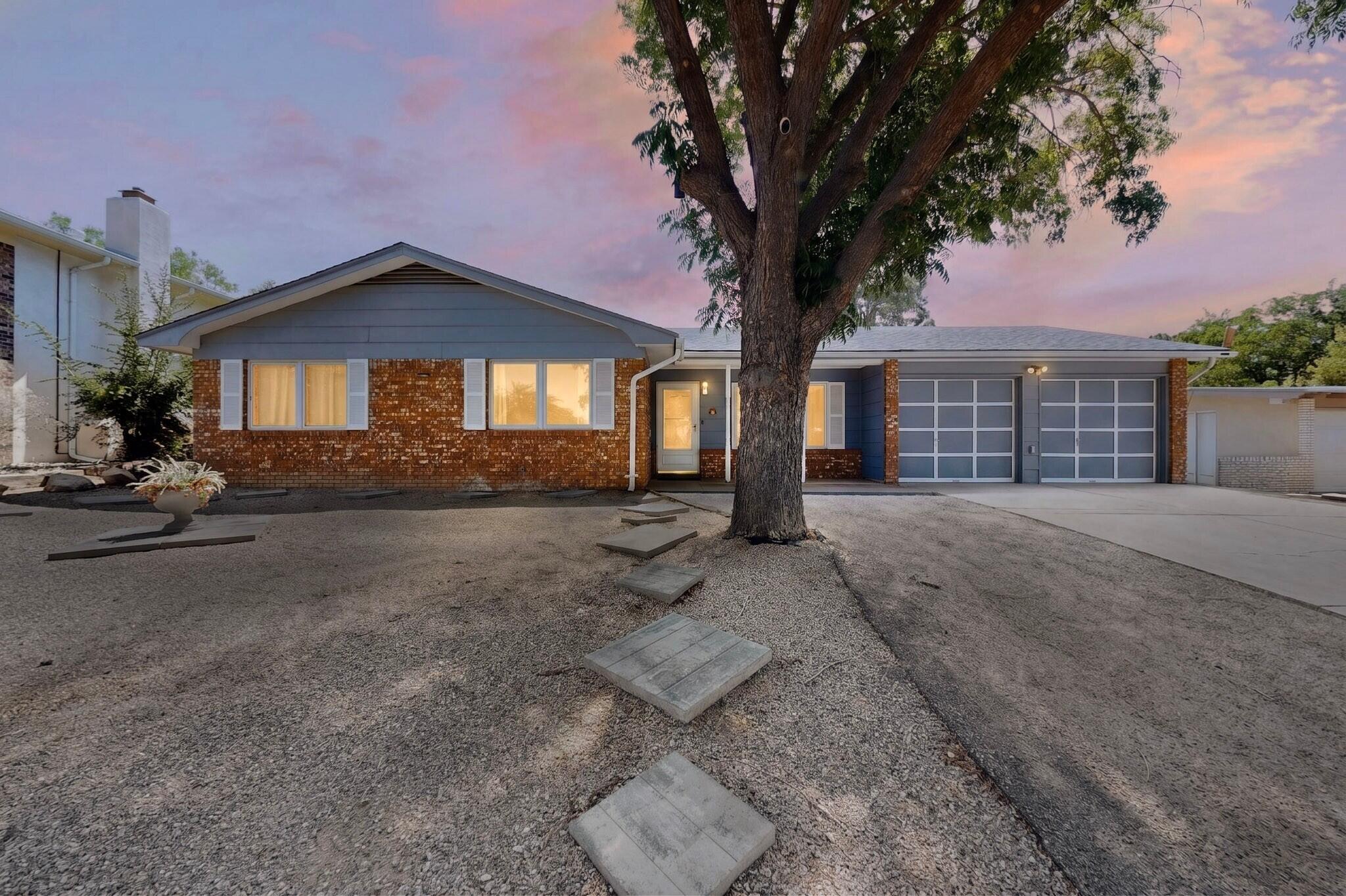 Photo 10 — 4608 Downey Street NE